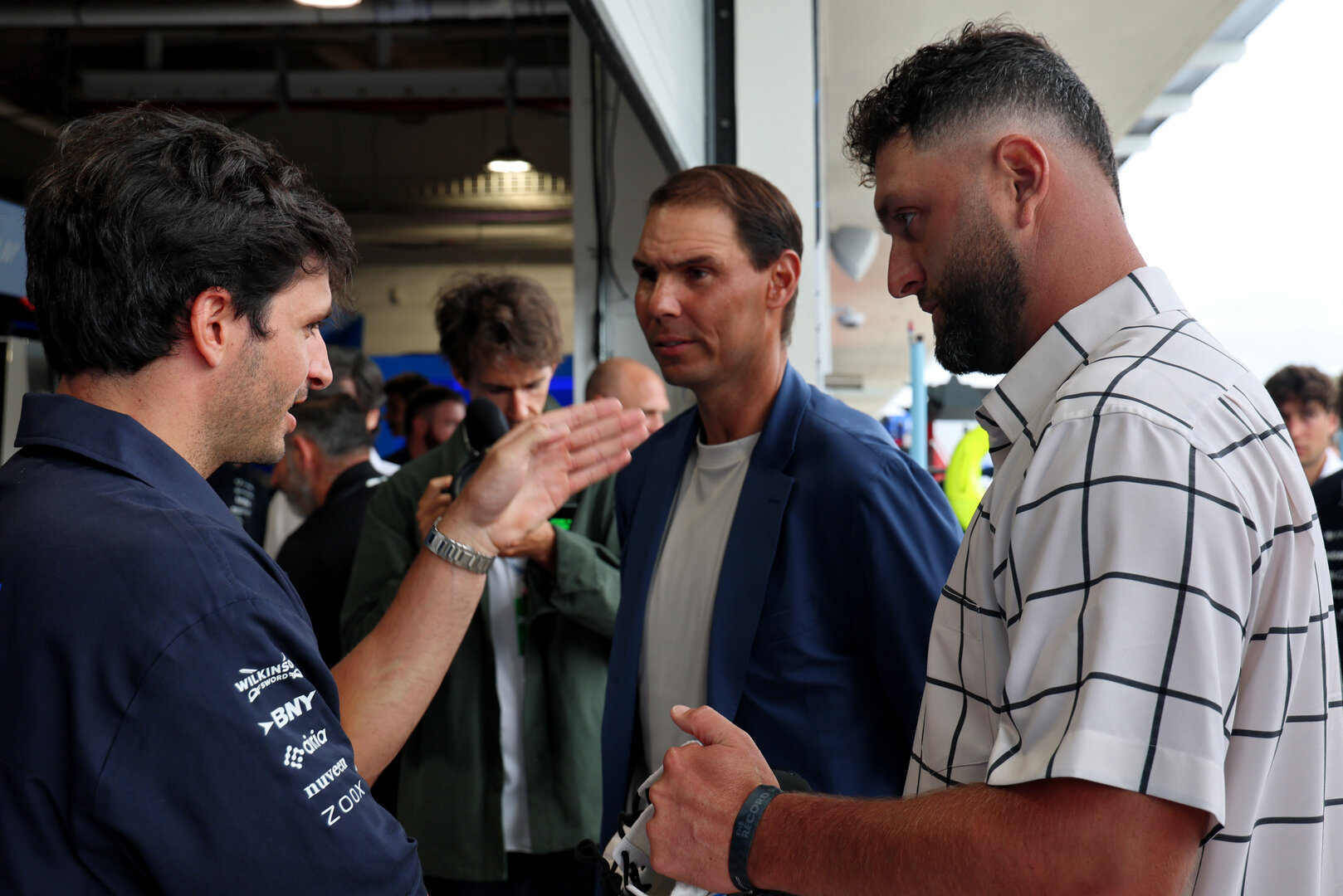 GP MIAMI, (L to R): Carlos Sainz (ESP) Williams F1 Team with Rafael Nadal (ESP) Tennis Player e Jon Rahm (ESP) Golfer.
03.05.2026. Formula 1 World Championship, Rd 4, Miami Grand Prix, Miami, Florida, USA, Gara Day.
- www.xpbimages.com, EMail: requests@xpbimages.com © Copyright: Batchelor / XPB Images