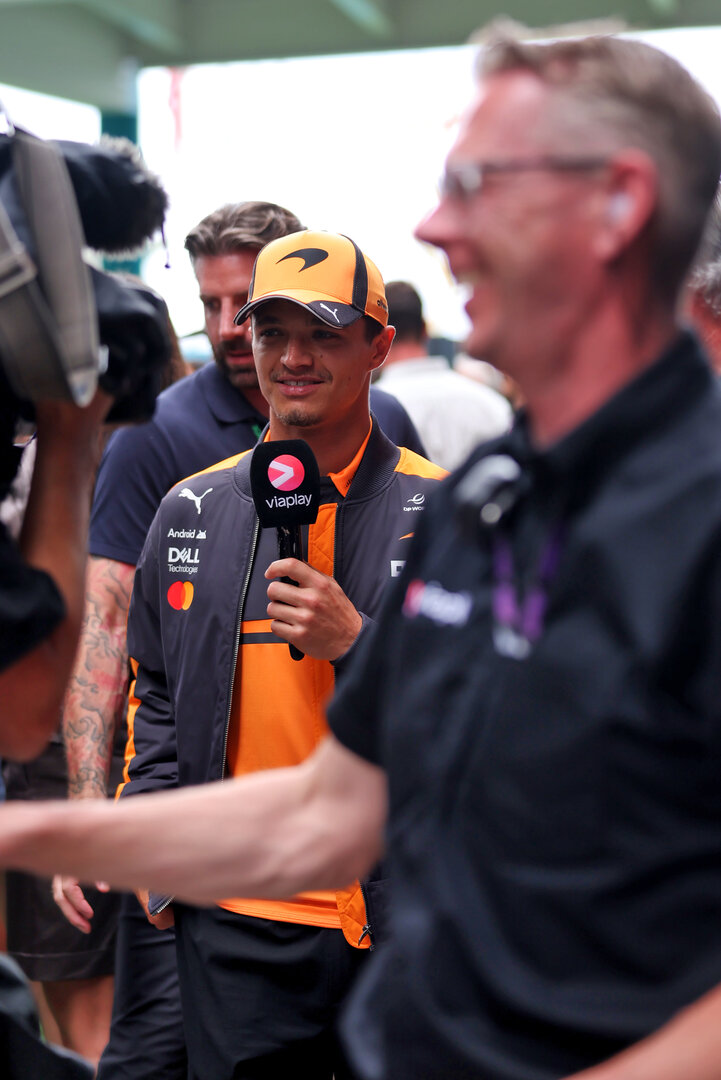 GP MIAMI, Lando Norris (GBR) McLaren F1 Team.
03.05.2026. Formula 1 World Championship, Rd 4, Miami Grand Prix, Miami, Florida, USA, Gara Day.
- www.xpbimages.com, EMail: requests@xpbimages.com © Copyright: Dunbar / XPB Images
