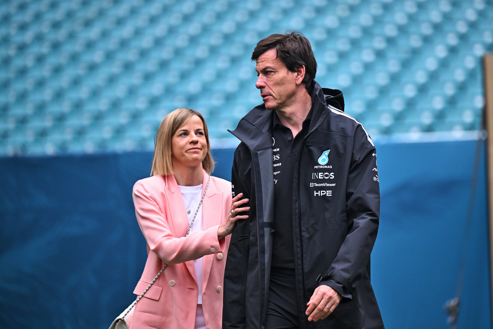 GP MIAMI, (L to R): Susie Wolff (GBR) F1 Academy Managing Director with her husband Toto Wolff (GER) Mercedes AMG Formula One Team Shareholder e Executive Director.
03.05.2026. Formula 1 World Championship, Rd 4, Miami Grand Prix, Miami, Florida, USA, Gara Day.
- www.xpbimages.com, EMail: requests@xpbimages.com © Copyright: Price / XPB Images