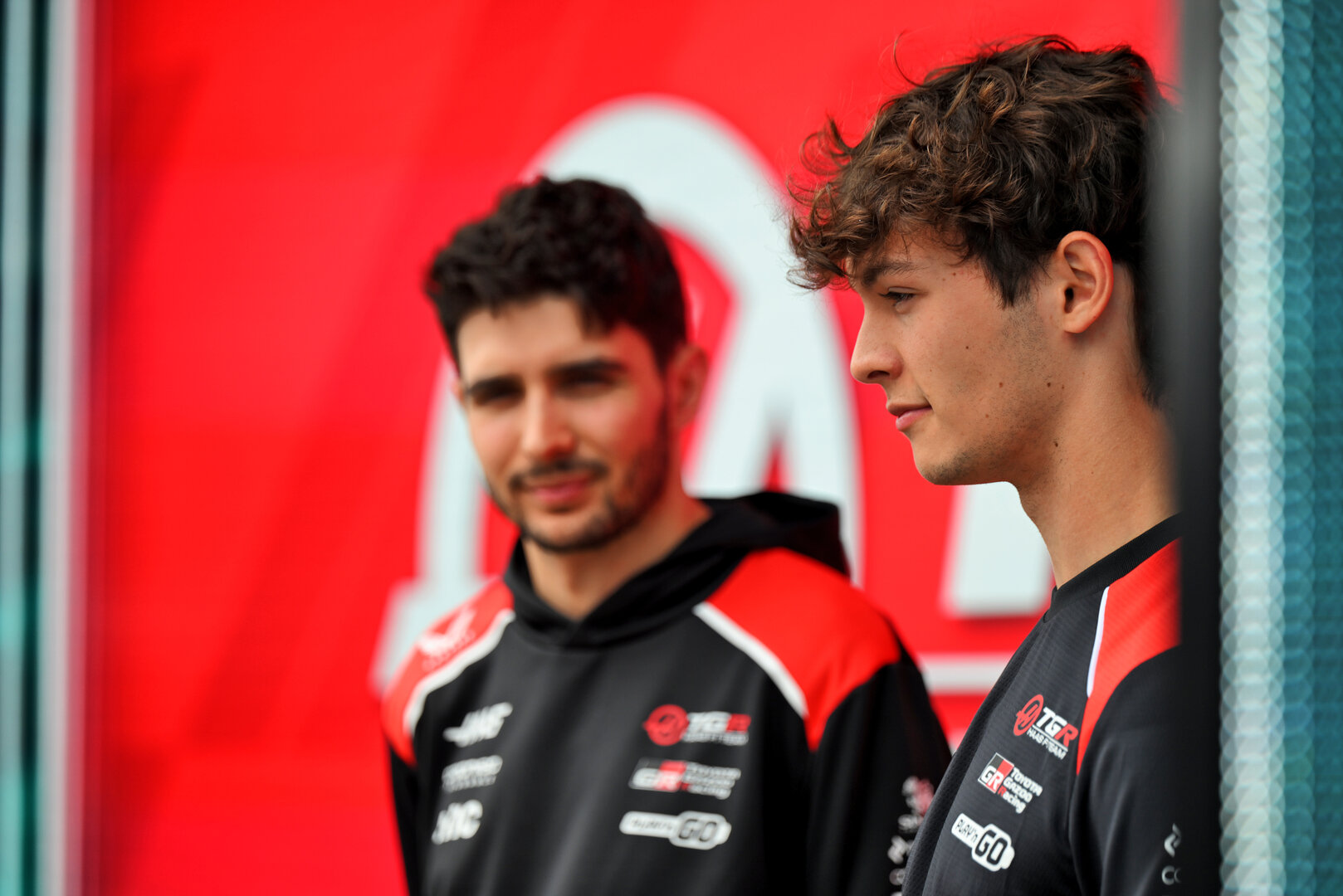 GP MIAMI, Oliver Bearman (GBR) Haas F1 Team e Esteban Ocon (FRA) Haas F1 Team.
03.05.2026. Formula 1 World Championship, Rd 4, Miami Grand Prix, Miami, Florida, USA, Gara Day.
- www.xpbimages.com, EMail: requests@xpbimages.com © Copyright: Price / XPB Images
