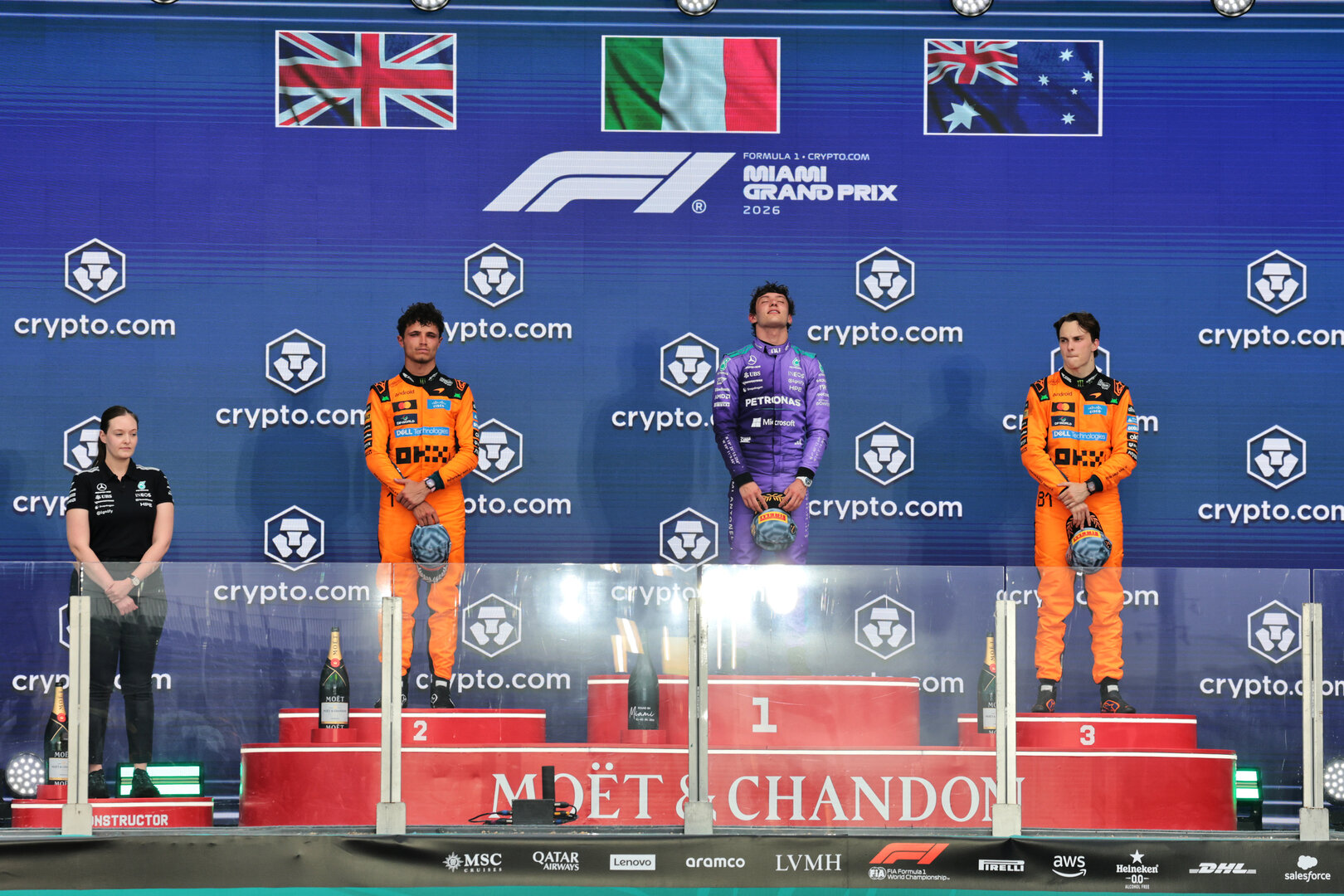 GP MIAMI, The podium (L to R): Amy Walker (GBR) Mercedes AMG F1 Formula One Team Trackside Operations Engineer; Lando Norris (GBR) McLaren F1 Team, second; Andrea Kimi Antonelli (ITA) Mercedes AMG Formula One Team, vincitore; Oscar Piastri (AUS) McLaren F1 Team, third.
03.05.2026. Formula 1 World Championship, Rd 4, Miami Grand Prix, Miami, Florida, USA, Gara Day.
- www.xpbimages.com, EMail: requests@xpbimages.com © Copyright: Moy / XPB Images