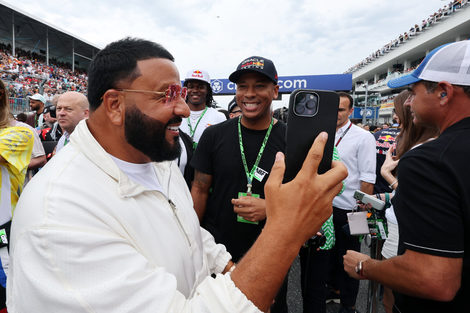 GP MIAMI, DJ Khaled (USA) DJ e Rapper on the grid.
03.05.2026. Formula 1 World Championship, Rd 4, Miami Grand Prix, Miami, Florida, USA, Gara Day.
- www.xpbimages.com, EMail: requests@xpbimages.com © Copyright: Moy / XPB Images