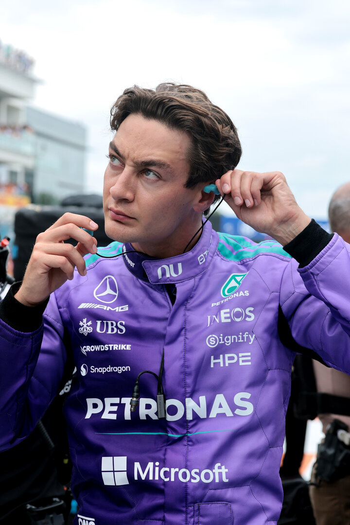 GP MIAMI, George Russell (GBR) Mercedes AMG Formula One Team on the grid.
03.05.2026. Formula 1 World Championship, Rd 4, Miami Grand Prix, Miami, Florida, USA, Gara Day.
- www.xpbimages.com, EMail: requests@xpbimages.com © Copyright: Moy / XPB Images