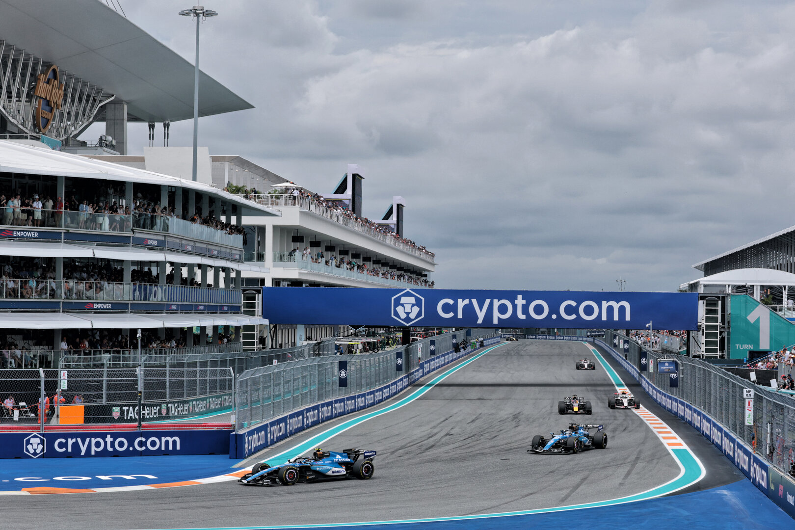 GP MIAMI, Carlos Sainz (ESP) Williams F1 Team FW48.
03.05.2026. Formula 1 World Championship, Rd 4, Miami Grand Prix, Miami, Florida, USA, Gara Day.
- www.xpbimages.com, EMail: requests@xpbimages.com © Copyright: Moy / XPB Images