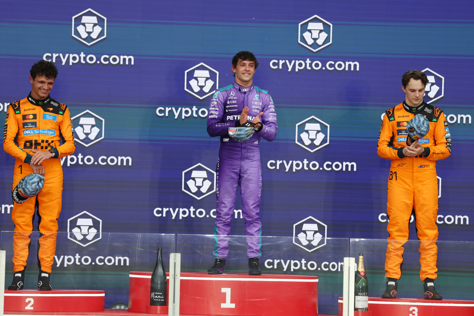 GP MIAMI, The podium (L to R): Lando Norris (GBR) McLaren F1 Team, second; Andrea Kimi Antonelli (ITA) Mercedes AMG Formula One Team, vincitore; Oscar Piastri (AUS) McLaren F1 Team, third.
03.05.2026. Formula 1 World Championship, Rd 4, Miami Grand Prix, Miami, Florida, USA, Gara Day.
 - www.xpbimages.com, EMail: requests@xpbimages.com © Copyright: Rew / XPB Images