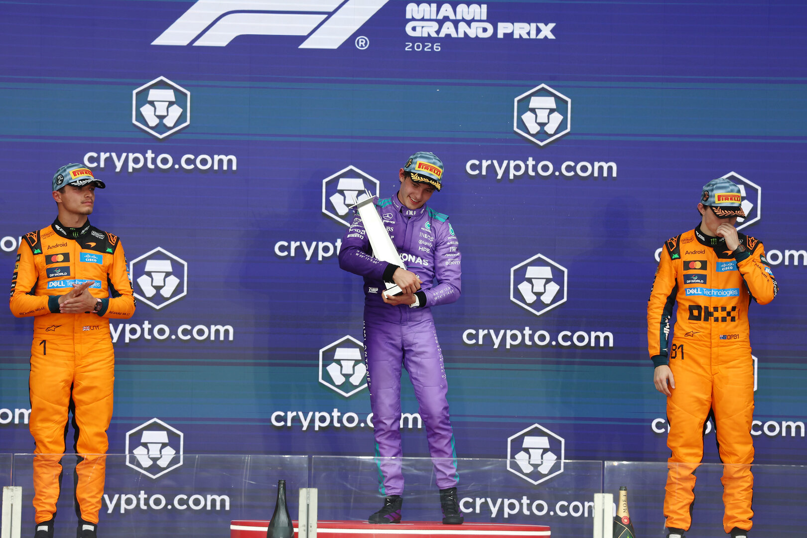 GP MIAMI, The podium (L to R): Lando Norris (GBR) McLaren F1 Team, second; Andrea Kimi Antonelli (ITA) Mercedes AMG Formula One Team, vincitore; Oscar Piastri (AUS) McLaren F1 Team, third.
03.05.2026. Formula 1 World Championship, Rd 4, Miami Grand Prix, Miami, Florida, USA, Gara Day.
 - www.xpbimages.com, EMail: requests@xpbimages.com © Copyright: Rew / XPB Images