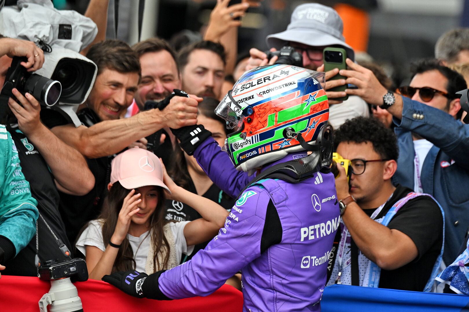 GP MIAMI, Gara winner Andrea Kimi Antonelli (ITA) Mercedes AMG Formula One Team celebrates in parc ferme with his sister Maggi Antonelli (ITA).
03.05.2026. Formula 1 World Championship, Rd 4, Miami Grand Prix, Miami, Florida, USA, Gara Day.
- www.xpbimages.com, EMail: requests@xpbimages.com © Copyright: Price / XPB Images