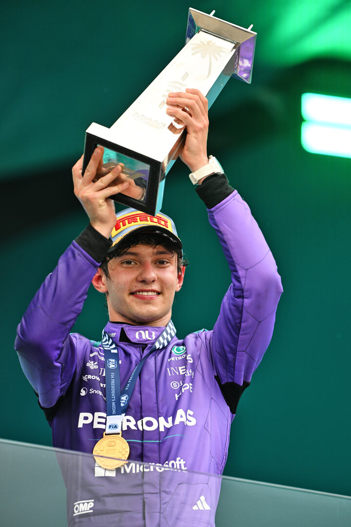 GP MIAMI, Gara winner Andrea Kimi Antonelli (ITA) Mercedes AMG Formula One Team celebrates on the podium.
03.05.2026. Formula 1 World Championship, Rd 4, Miami Grand Prix, Miami, Florida, USA, Gara Day.
- www.xpbimages.com, EMail: requests@xpbimages.com © Copyright: Price / XPB Images