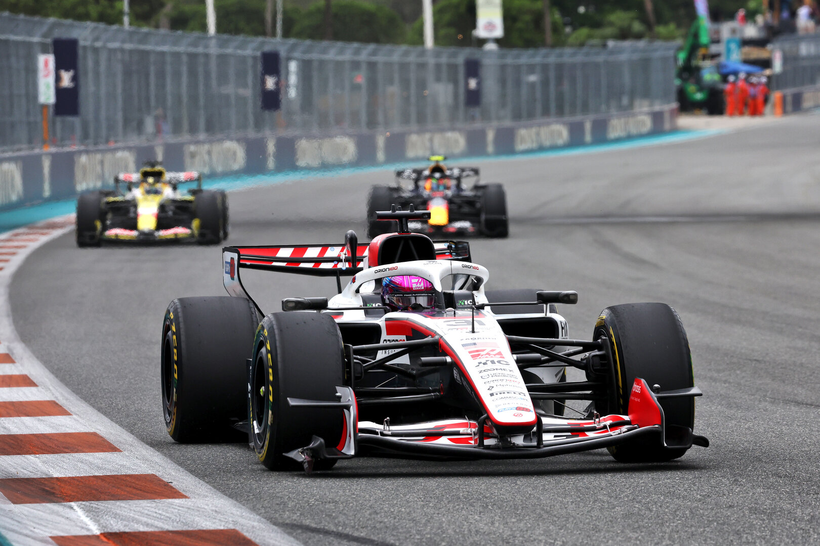 GP MIAMI, Esteban Ocon (FRA) Haas F1 Team VF-26.
03.05.2026. Formula 1 World Championship, Rd 4, Miami Grand Prix, Miami, Florida, USA, Gara Day.
- www.xpbimages.com, EMail: requests@xpbimages.com © Copyright: Dunbar / XPB Images