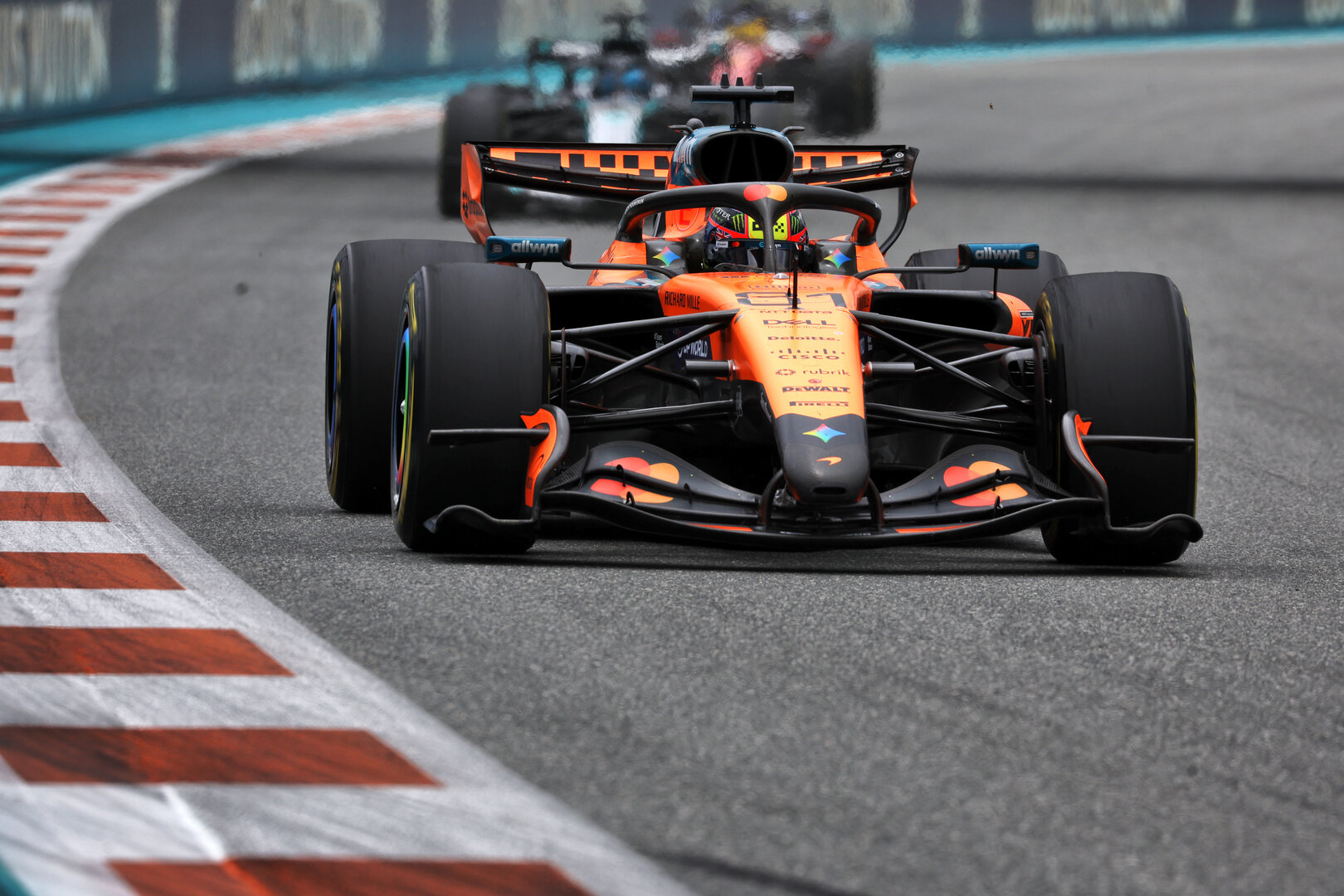 GP MIAMI, Oscar Piastri (AUS) McLaren F1 Team MCL40.
03.05.2026. Formula 1 World Championship, Rd 4, Miami Grand Prix, Miami, Florida, USA, Gara Day.
- www.xpbimages.com, EMail: requests@xpbimages.com © Copyright: Dunbar / XPB Images