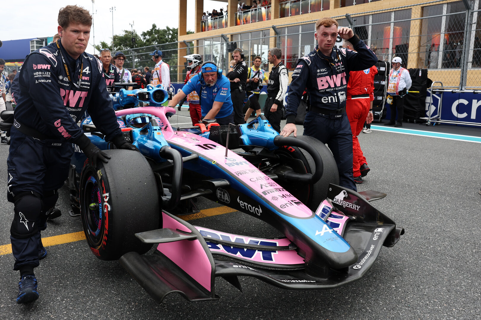 GP MIAMI, Pierre Gasly (FRA) Alpine F1 Team A526 on the grid.
03.05.2026. Formula 1 World Championship, Rd 4, Miami Grand Prix, Miami, Florida, USA, Gara Day.
 - www.xpbimages.com, EMail: requests@xpbimages.com © Copyright: Rew / XPB Images