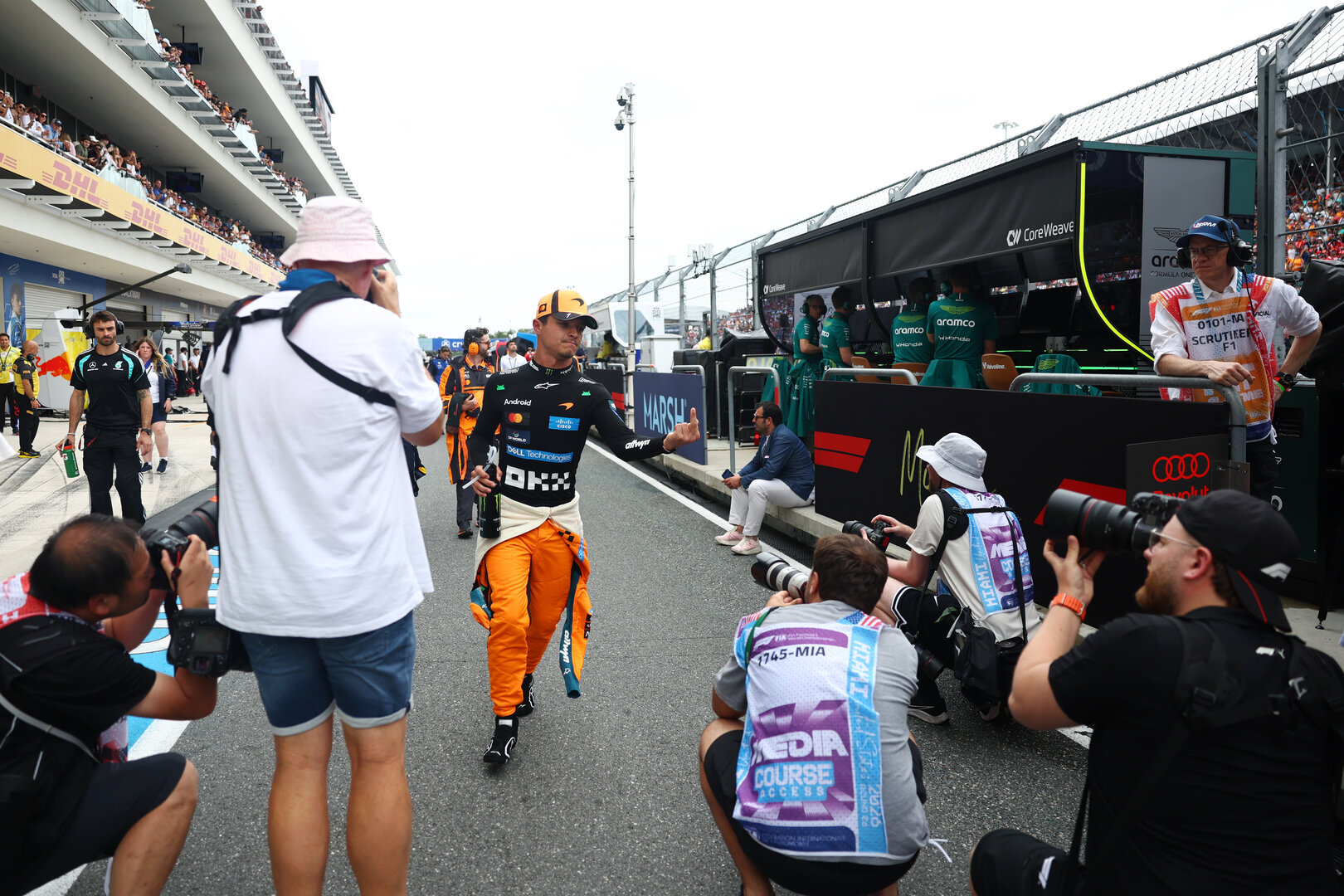 GP MIAMI, Lando Norris (GBR) McLaren F1 Team on the grid.
03.05.2026. Formula 1 World Championship, Rd 4, Miami Grand Prix, Miami, Florida, USA, Gara Day.
- www.xpbimages.com, EMail: requests@xpbimages.com © Copyright: Patching / XPB Images