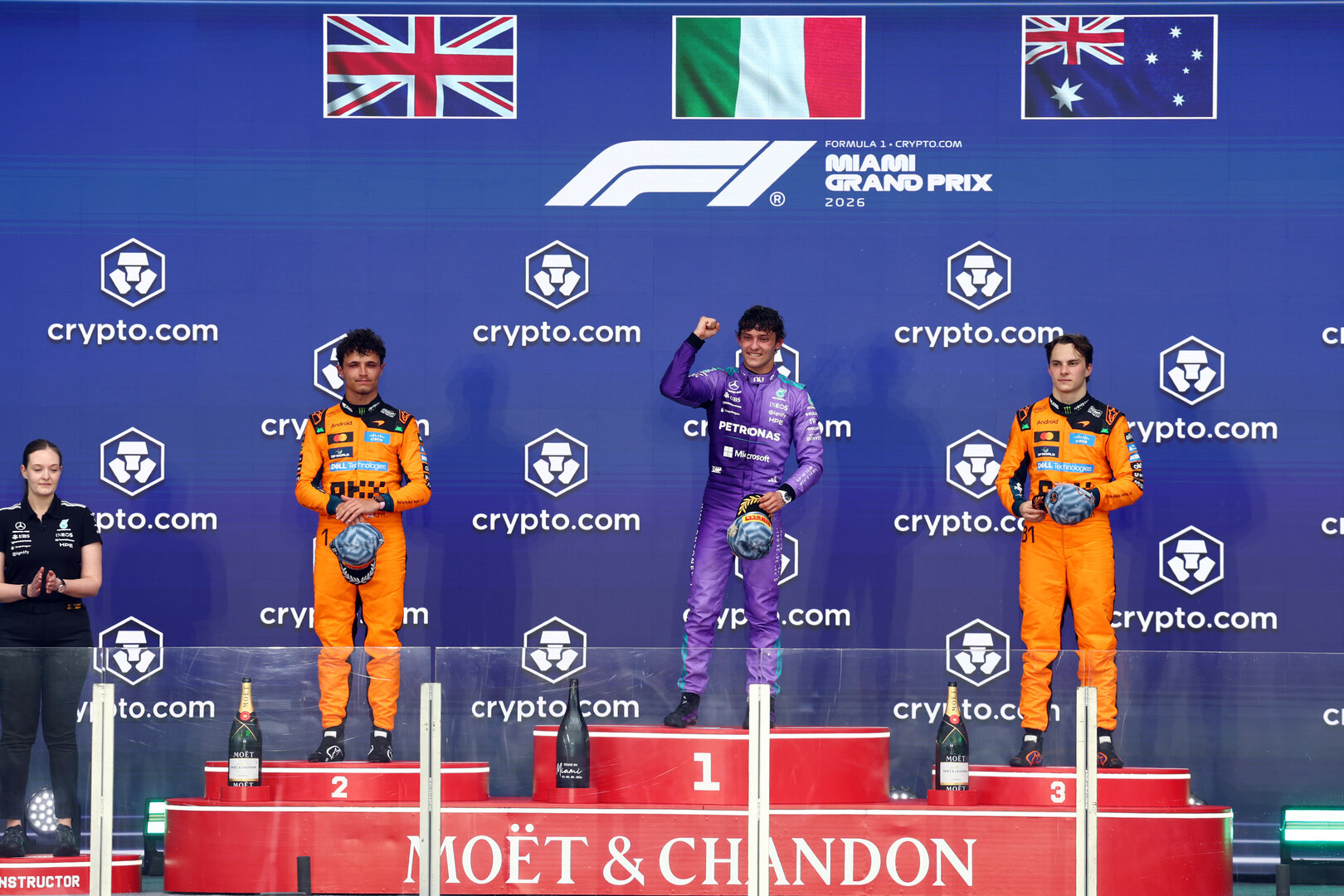 GP MIAMI, The podium (L to R): Amy Walker (GBR) Mercedes AMG F1 Formula One Team Trackside Operations Engineer; Lando Norris (GBR) McLaren F1 Team, second; Andrea Kimi Antonelli (ITA) Mercedes AMG Formula One Team, vincitore; Oscar Piastri (AUS) McLaren F1 Team, third.
03.05.2026. Formula 1 World Championship, Rd 4, Miami Grand Prix, Miami, Florida, USA, Gara Day.
- www.xpbimages.com, EMail: requests@xpbimages.com © Copyright: Patching / XPB Images