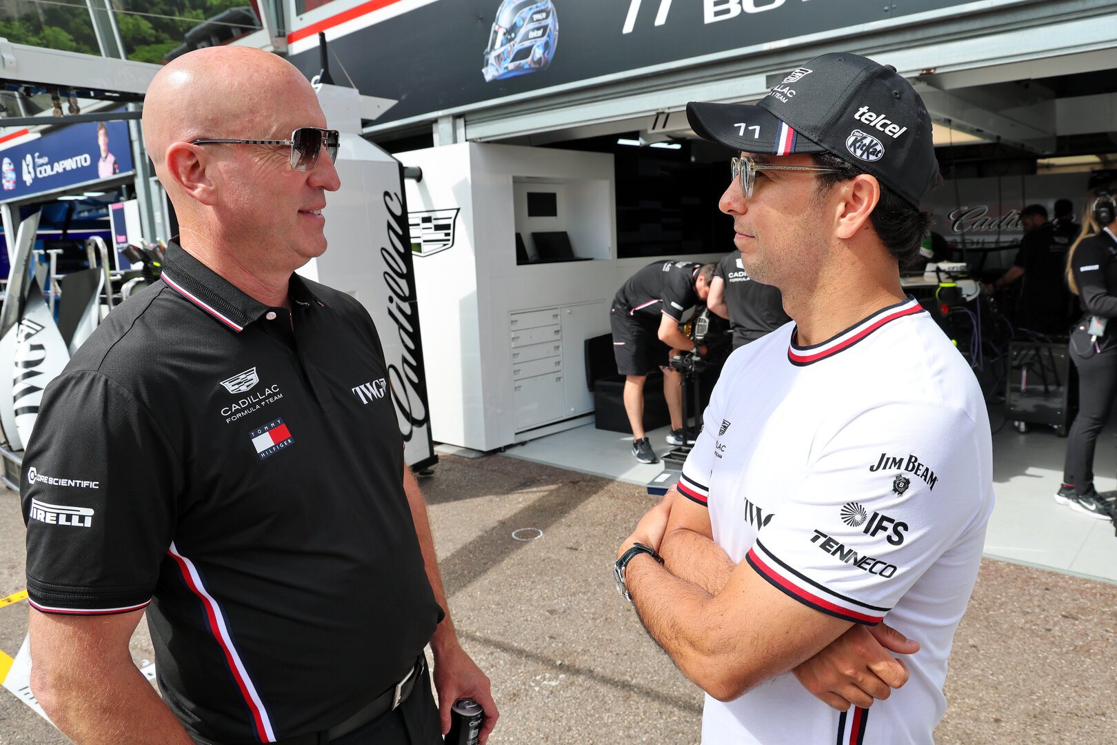 GP MONACO, (L to R): Dan Towriss (USA) Cadillac F1 Team e TWG Motorsports CEO with Sergio Perez (MEX) Cadillac Formula 1 Team.
04.06.2026. Formula 1 World Championship, Rd 6, Monaco Grand Prix, Monte Carlo, Monaco, Preparation Day.
- www.xpbimages.com, EMail: requests@xpbimages.com © Copyright: Batchelor / XPB Images