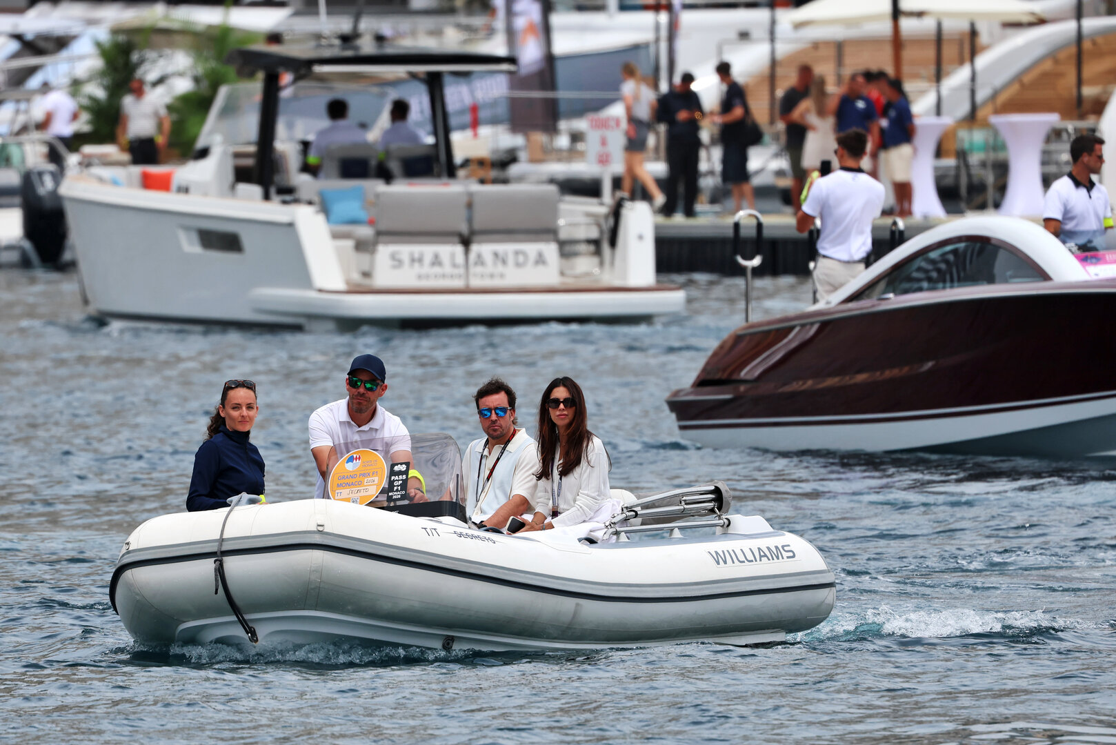 GP MONACO, Fernando Alonso (ESP) Aston Martin F1 Team with his partner Melissa Jimenez (ESP) DAZN TV Presenter on a boat in the Monaco Harbour.
04.06.2026. Formula 1 World Championship, Rd 6, Monaco Grand Prix, Monte Carlo, Monaco, Preparation Day.
- www.xpbimages.com, EMail: requests@xpbimages.com © Copyright: Rew / XPB Images