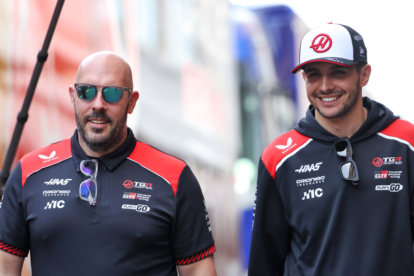 GP MONACO, (L to R): Stuart Morrison (GBR) Haas F1 Team Head of Communications with Esteban Ocon (FRA) Haas F1 Team.
04.06.2026. Formula 1 World Championship, Rd 6, Monaco Grand Prix, Monte Carlo, Monaco, Preparation Day.
- www.xpbimages.com, EMail: requests@xpbimages.com © Copyright: Bearne / XPB Images