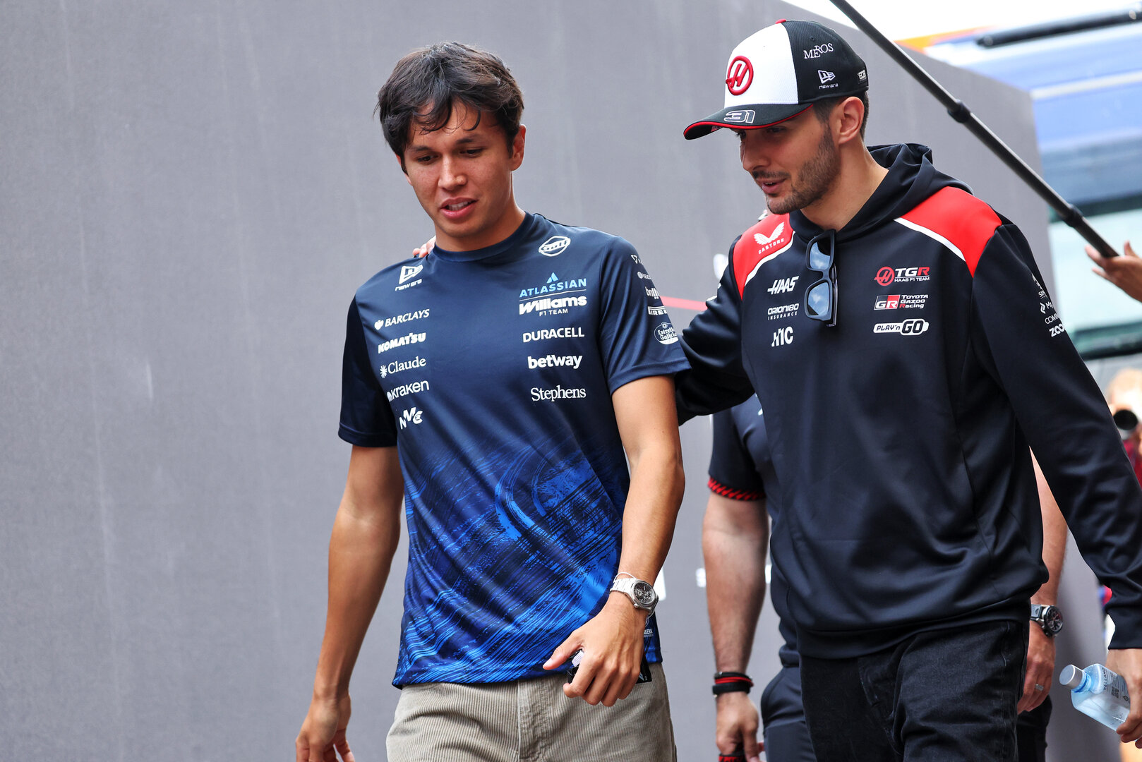 GP MONACO, (L to R): Alexander Albon (THA) Williams F1 Team with Esteban Ocon (FRA) Haas F1 Team.
04.06.2026. Formula 1 World Championship, Rd 6, Monaco Grand Prix, Monte Carlo, Monaco, Preparation Day.
- www.xpbimages.com, EMail: requests@xpbimages.com © Copyright: Bearne / XPB Images