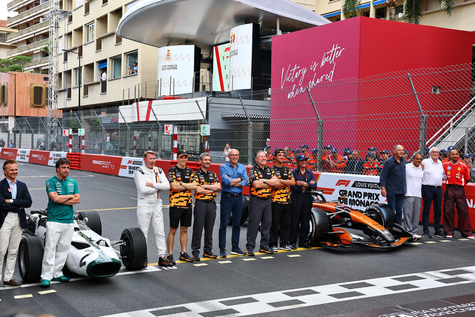GP MONACO, McLaren F1 Team celebrates its 1000th GP (L to R): Heikki Kovalainen (FIN); Fernando Alonso (ESP) Aston Martin F1 Team; Mika Hakkinen (FIN); Oscar Piastri (AUS) McLaren F1 Team; Andrea Stella (ITA) McLaren F1 Team Team Principal; Stefano Domenicali (ITA) Formula One President e CEO; Zak Brown (USA) McLaren F1 Team Executive Director; Lando Norris (GBR) McLaren F1 Team; Emerson Fittipaldi (BRA);  Gerhard Berger (AUT); Juan Pablo Montoya (COL); John Watson (GBR); Lewis Hamilton (GBR) Ferrari.
04.06.2026. Formula 1 World Championship, Rd 6, Monaco Grand Prix, Monte Carlo, Monaco, Preparation Day.
- www.xpbimages.com, EMail: requests@xpbimages.com © Copyright: XPB Images