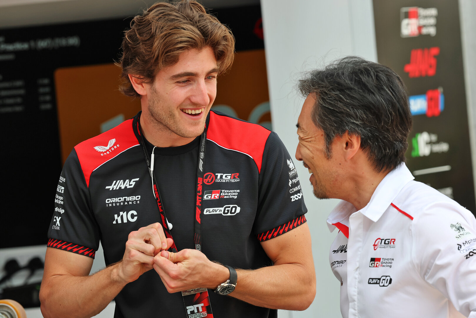 GP MONACO, (L to R): Jack Doohan (AUS) Haas F1 Team Reserve Driver with Ayao Komatsu (JPN) Haas F1 Team Principal.
05.06.2026. Formula 1 World Championship, Rd 6, Monaco Grand Prix, Monte Carlo, Monaco, Practice Day.
- www.xpbimages.com, EMail: requests@xpbimages.com © Copyright: Batchelor / XPB Images