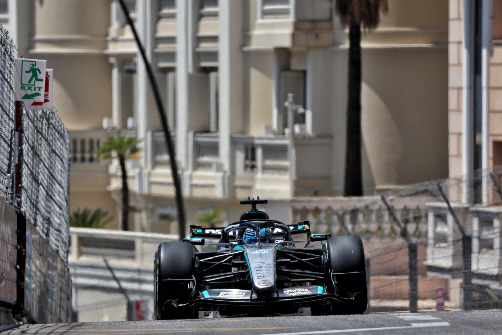 GP MONACO, George Russell (GBR) Mercedes AMG Formula One Team W17.
05.06.2026. Formula 1 World Championship, Rd 6, Monaco Grand Prix, Monte Carlo, Monaco, Practice Day.
- www.xpbimages.com, EMail: requests@xpbimages.com © Copyright: Rew / XPB Images