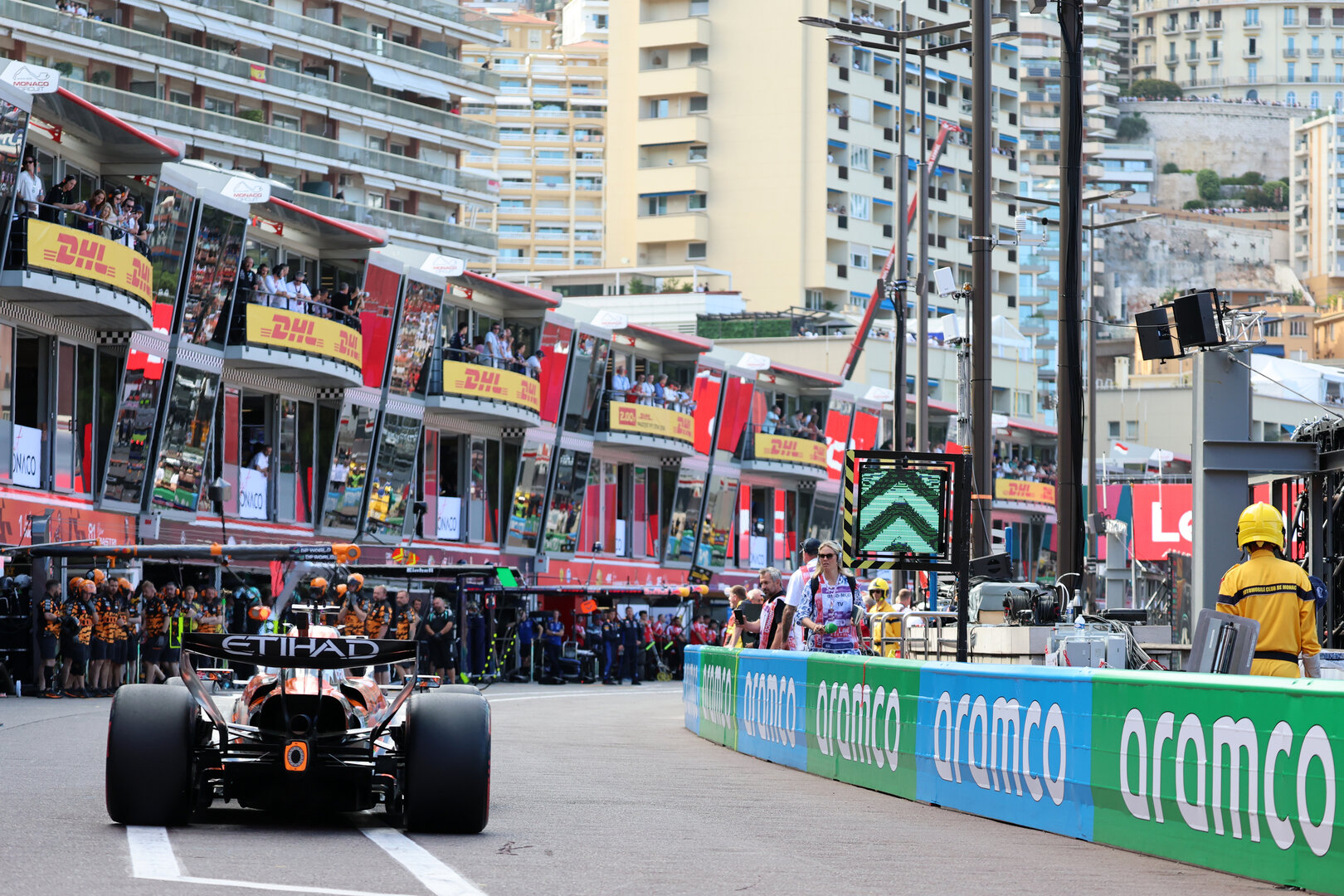 GP MONACO, Oscar Piastri (AUS) McLaren F1 Team MCL40.
05.06.2026. Formula 1 World Championship, Rd 6, Monaco Grand Prix, Monte Carlo, Monaco, Practice Day.
- www.xpbimages.com, EMail: requests@xpbimages.com © Copyright: Batchelor / XPB Images