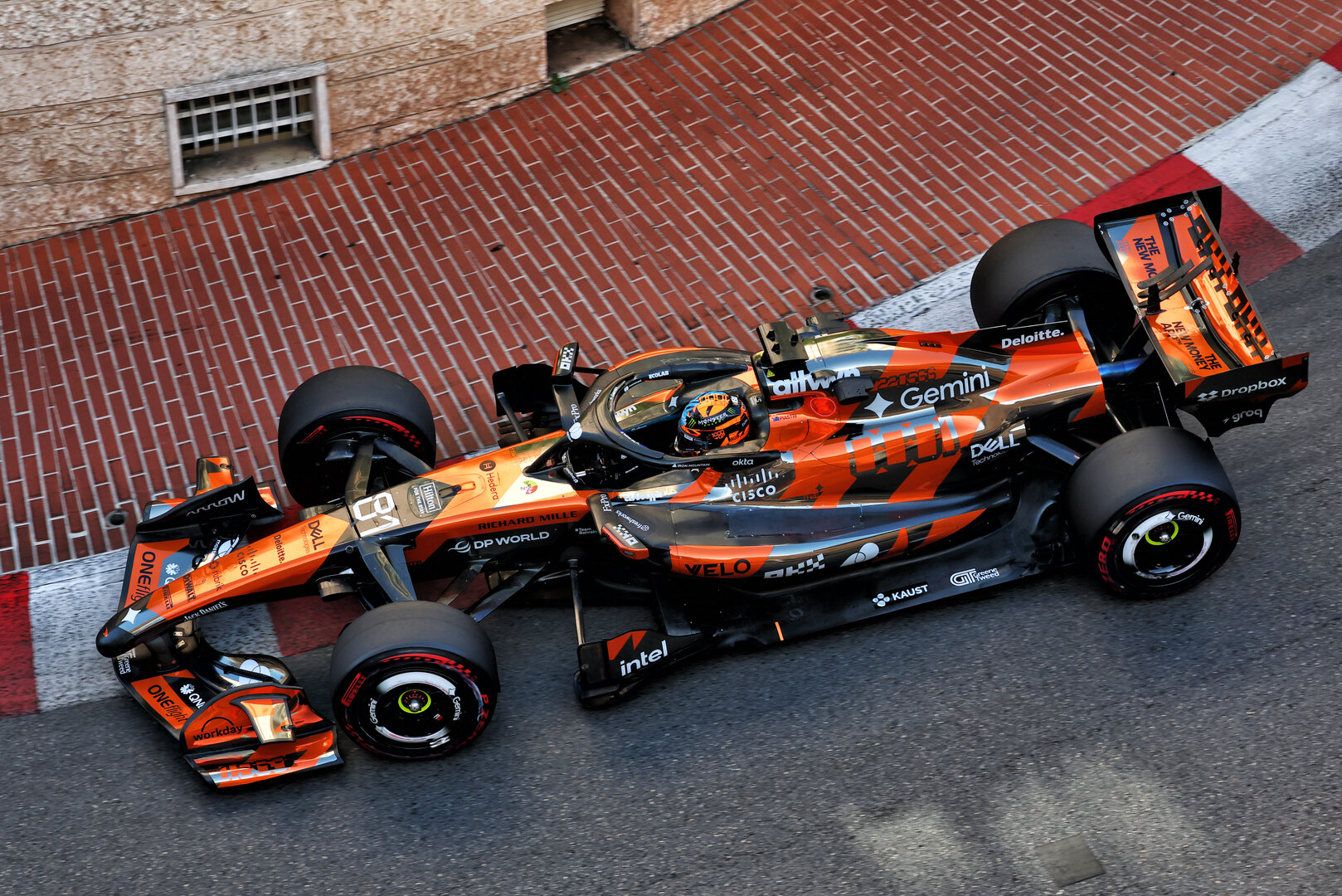 GP MONACO, Oscar Piastri (AUS) McLaren F1 Team MCL40.
05.06.2026. Formula 1 World Championship, Rd 6, Monaco Grand Prix, Monte Carlo, Monaco, Practice Day.
- www.xpbimages.com, EMail: requests@xpbimages.com © Copyright: Bearne / XPB Images