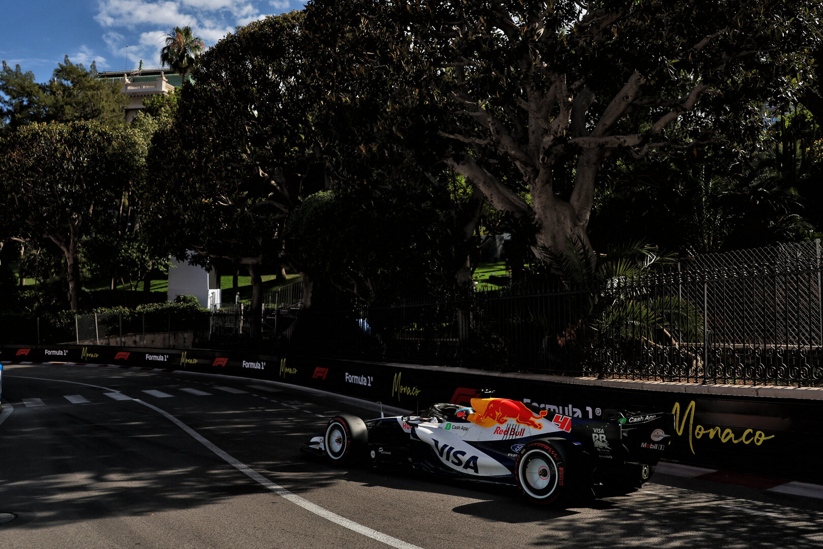 GP MONACO, Arvid Lindblad (GBR) Racing Bulls Formula One Team VCARB 03.
05.06.2026. Formula 1 World Championship, Rd 6, Monaco Grand Prix, Monte Carlo, Monaco, Practice Day.
- www.xpbimages.com, EMail: requests@xpbimages.com © Copyright: Bearne / XPB Images