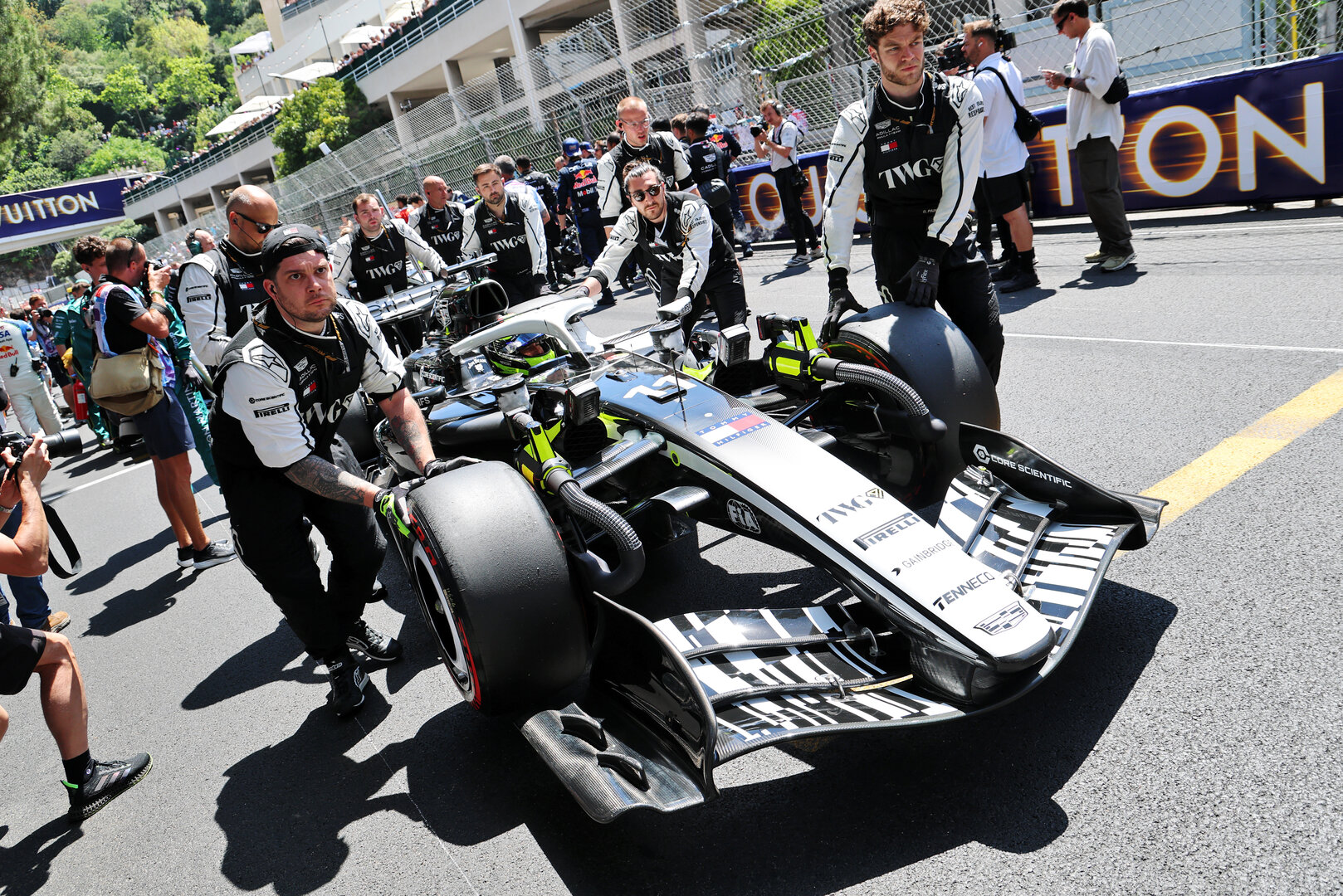 GP MONACO, Sergio Perez (MEX) Cadillac Formula 1 Team MAC-26 on the grid.
07.06.2026. Formula 1 World Championship, Rd 6, Monaco Grand Prix, Monte Carlo, Monaco, Gara Day.
- www.xpbimages.com, EMail: requests@xpbimages.com © Copyright: Batchelor / XPB Images