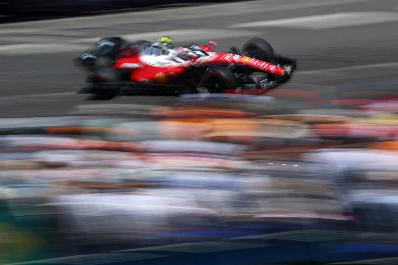 GP MONACO, Lewis Hamilton (GBR) Ferrari SF-26.
07.06.2026. Formula 1 World Championship, Rd 6, Monaco Grand Prix, Monte Carlo, Monaco, Gara Day.
- www.xpbimages.com, EMail: requests@xpbimages.com © Copyright: Bearne / XPB Images