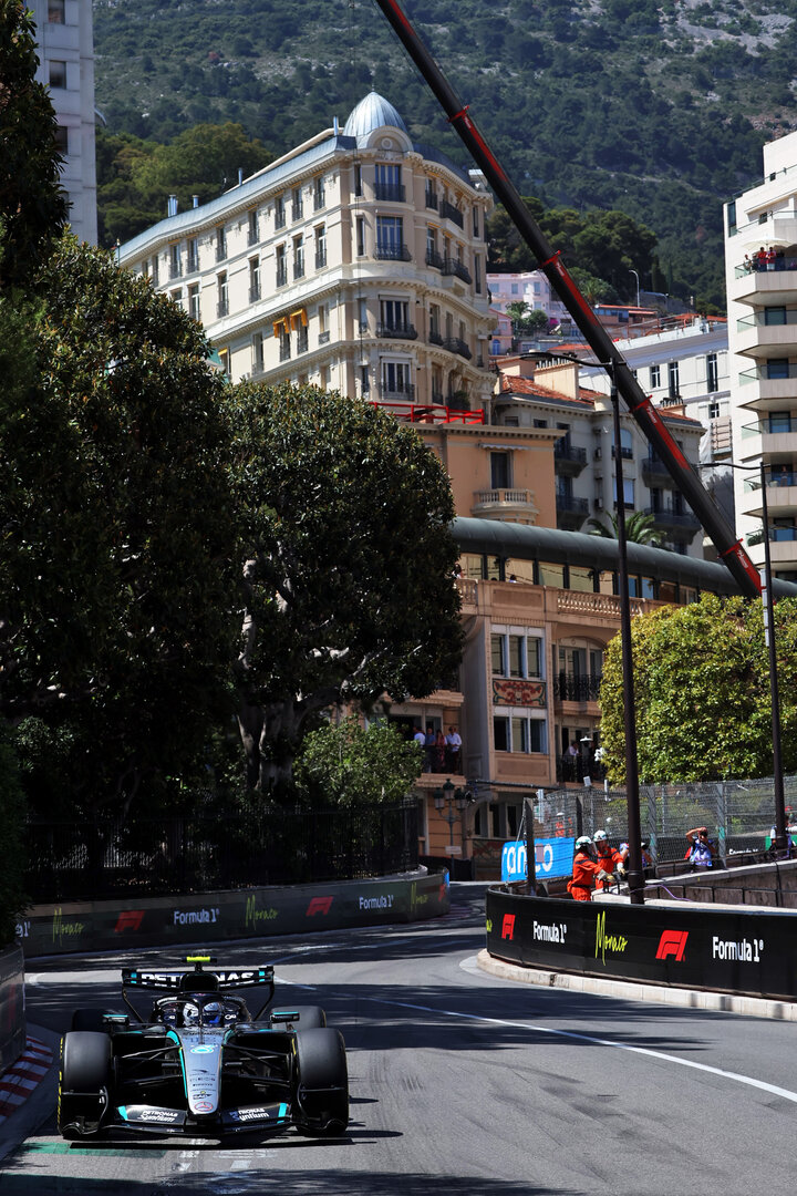 GP MONACO, Andrea Kimi Antonelli (ITA) Mercedes AMG Formula One Team W17.
07.06.2026. Formula 1 World Championship, Rd 6, Monaco Grand Prix, Monte Carlo, Monaco, Gara Day.
- www.xpbimages.com, EMail: requests@xpbimages.com © Copyright: Rew / XPB Images
