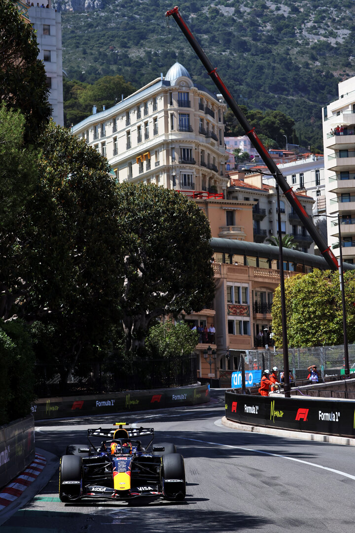 GP MONACO, Isack Hadjar (FRA) Red Bull Racing RB22.
07.06.2026. Formula 1 World Championship, Rd 6, Monaco Grand Prix, Monte Carlo, Monaco, Gara Day.
- www.xpbimages.com, EMail: requests@xpbimages.com © Copyright: Rew / XPB Images