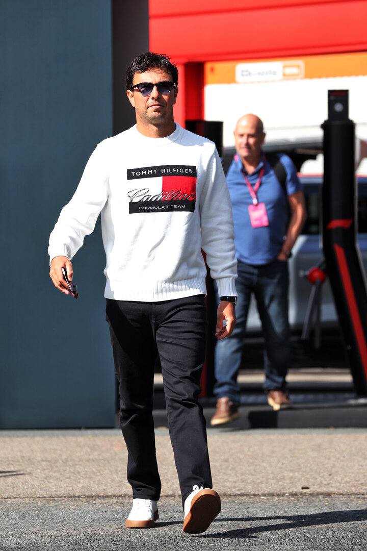 GP OLANDA, Sergio Perez (MEX) Cadillac Formula 1 Team.
20.08.2026. Formula 1 World Championship, Rd 12, Dutch Grand Prix, Zandvoort, Netherlands, Preparation Day.
- www.xpbimages.com, EMail: requests@xpbimages.com © Copyright: Bearne / XPB Images
