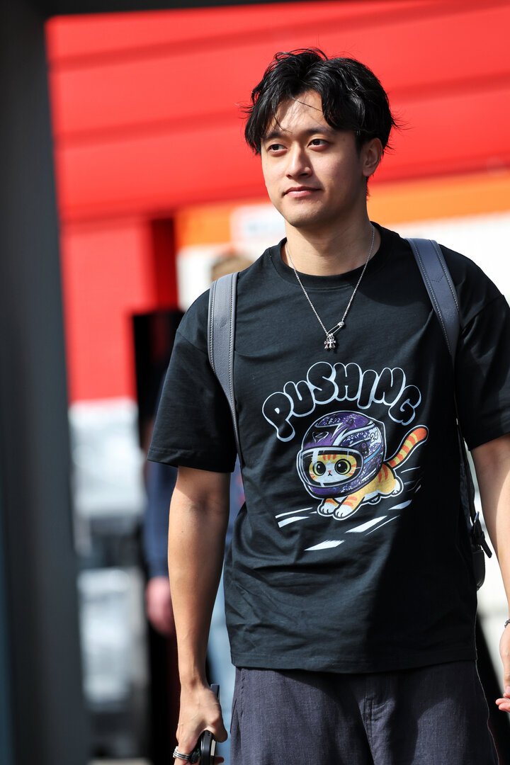 GP OLANDA, Zhou Guanyu (CHN) Cadillac Formula 1 Team Reserve Driver.
20.08.2026. Formula 1 World Championship, Rd 12, Dutch Grand Prix, Zandvoort, Netherlands, Preparation Day.
- www.xpbimages.com, EMail: requests@xpbimages.com © Copyright: Bearne / XPB Images