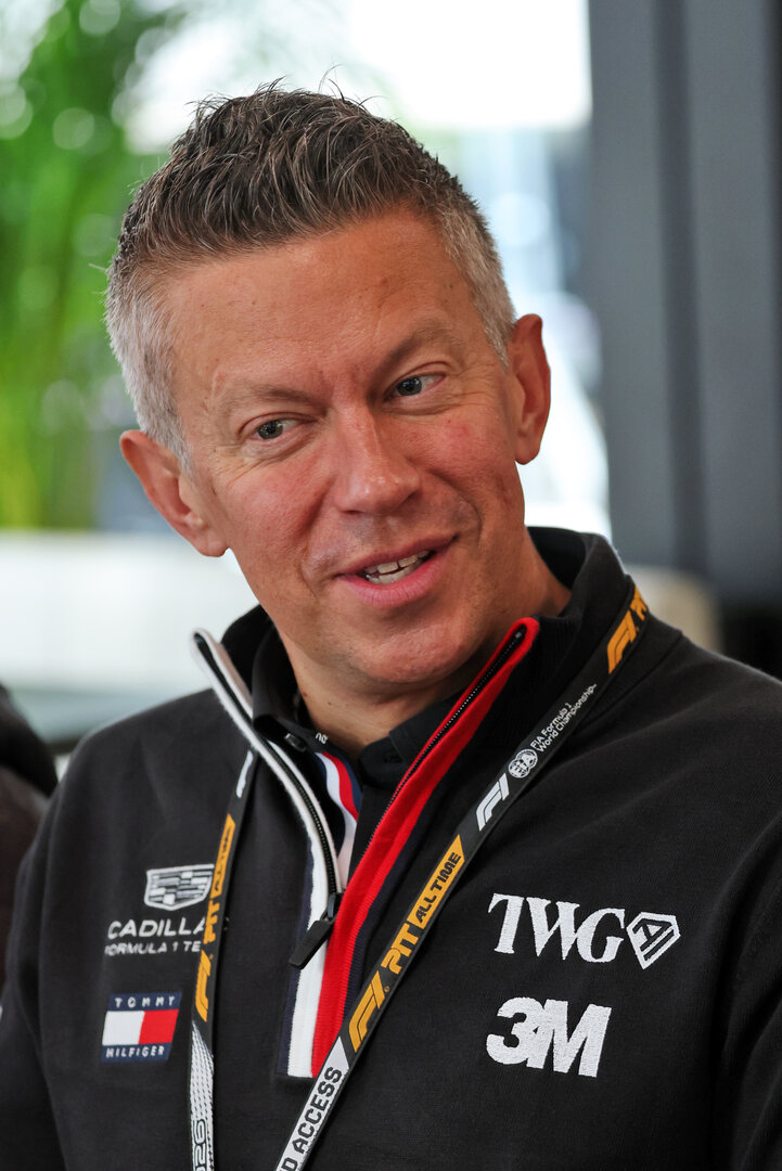 GP OLANDA, Marcin Budkowski (POL) Cadillac Formula 1 Team, Team Principal with the media.
20.08.2026. Formula 1 World Championship, Rd 12, Dutch Grand Prix, Zandvoort, Netherlands, Preparation Day.
- www.xpbimages.com, EMail: requests@xpbimages.com © Copyright: Moy / XPB Images