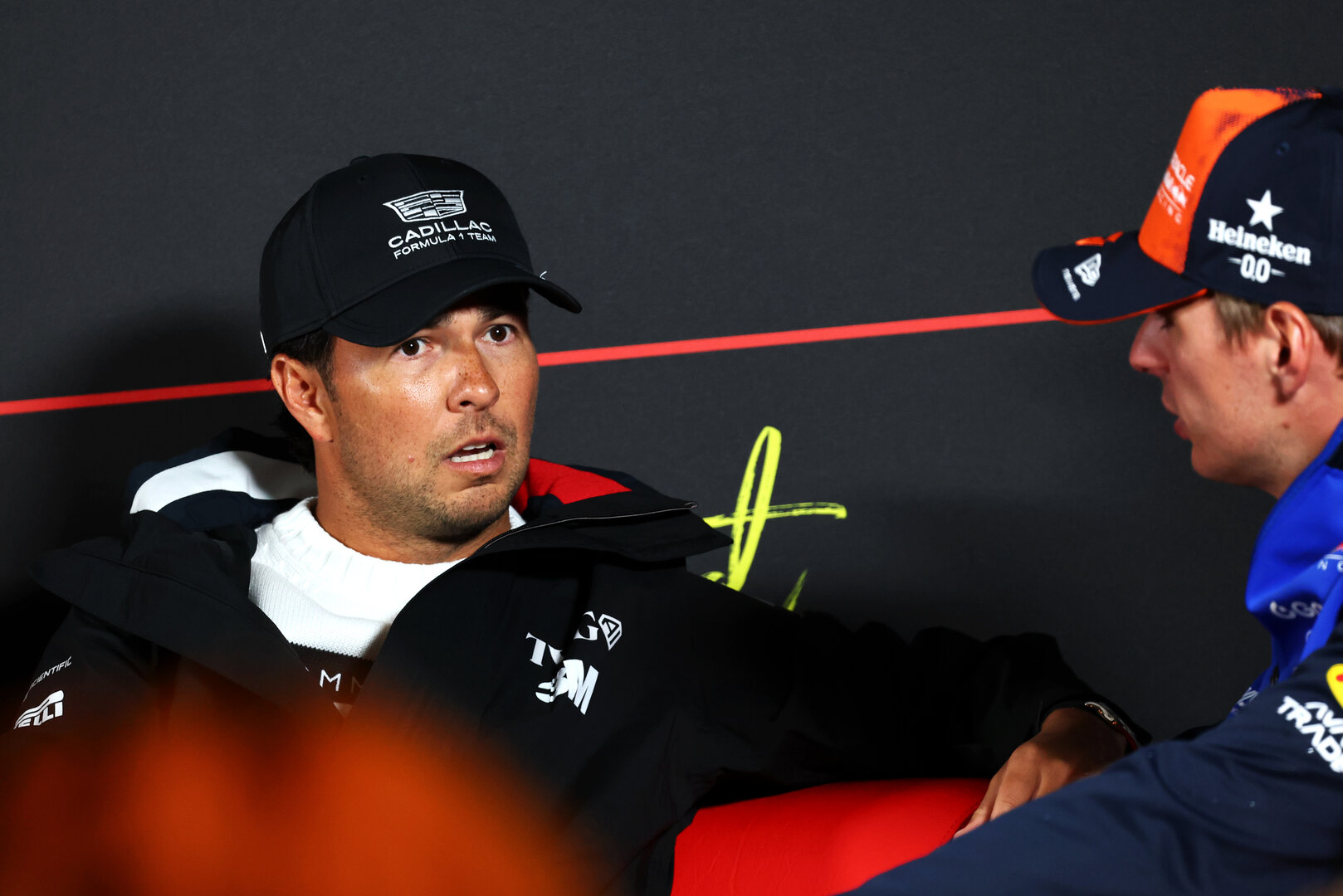 GP OLANDA, (L to R): Sergio Perez (MEX) Cadillac Formula 1 Team with Max Verstappen (NLD) Red Bull Racing in the FIA Press Conference.
20.08.2026. Formula 1 World Championship, Rd 12, Dutch Grand Prix, Zandvoort, Netherlands, Preparation Day.
- www.xpbimages.com, EMail: requests@xpbimages.com © Copyright: Bearne / XPB Images