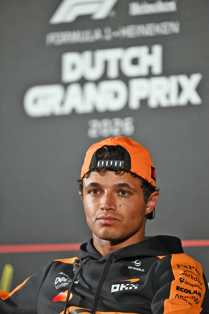 GP OLANDA, Lando Norris (GBR) McLaren F1 Team in the FIA Press Conference.
20.08.2026. Formula 1 World Championship, Rd 12, Dutch Grand Prix, Zandvoort, Netherlands, Preparation Day.
- www.xpbimages.com, EMail: requests@xpbimages.com © Copyright: Price / XPB Images