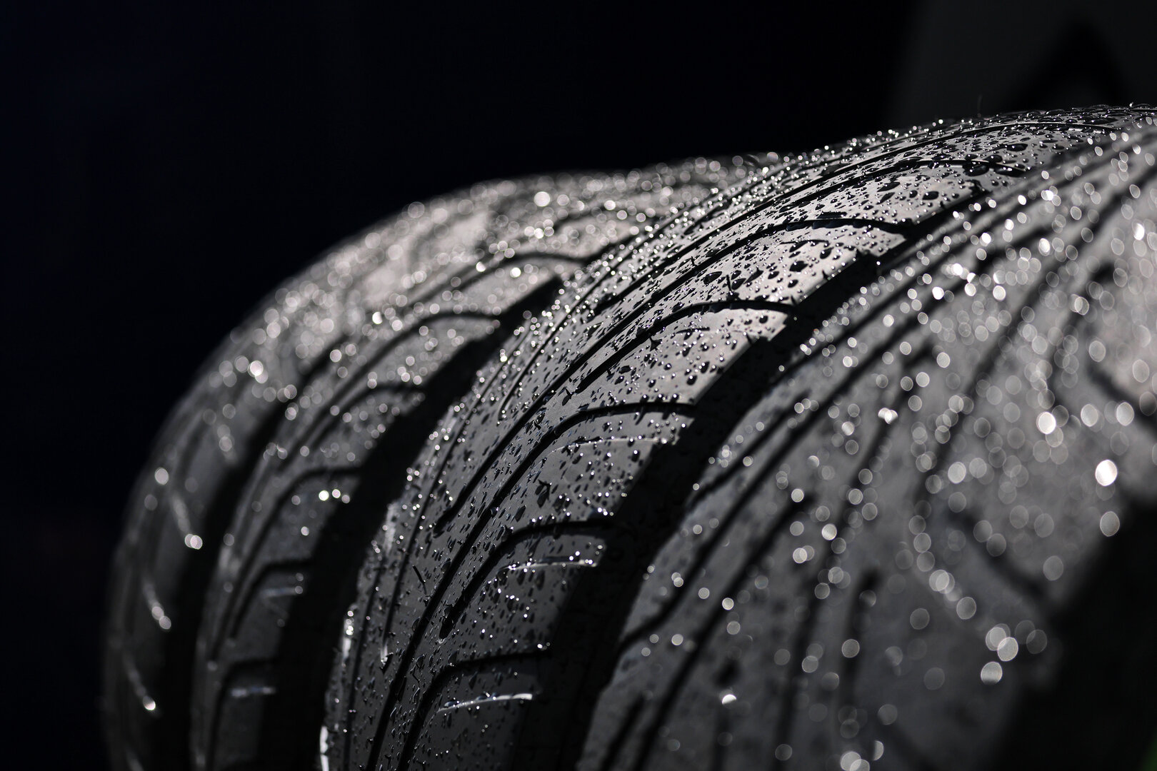 GP OLANDA, Pirelli tyres covered in rain drops.
20.08.2026. Formula 1 World Championship, Rd 12, Dutch Grand Prix, Zandvoort, Netherlands, Preparation Day.
- www.xpbimages.com, EMail: requests@xpbimages.com © Copyright: Moy / XPB Images