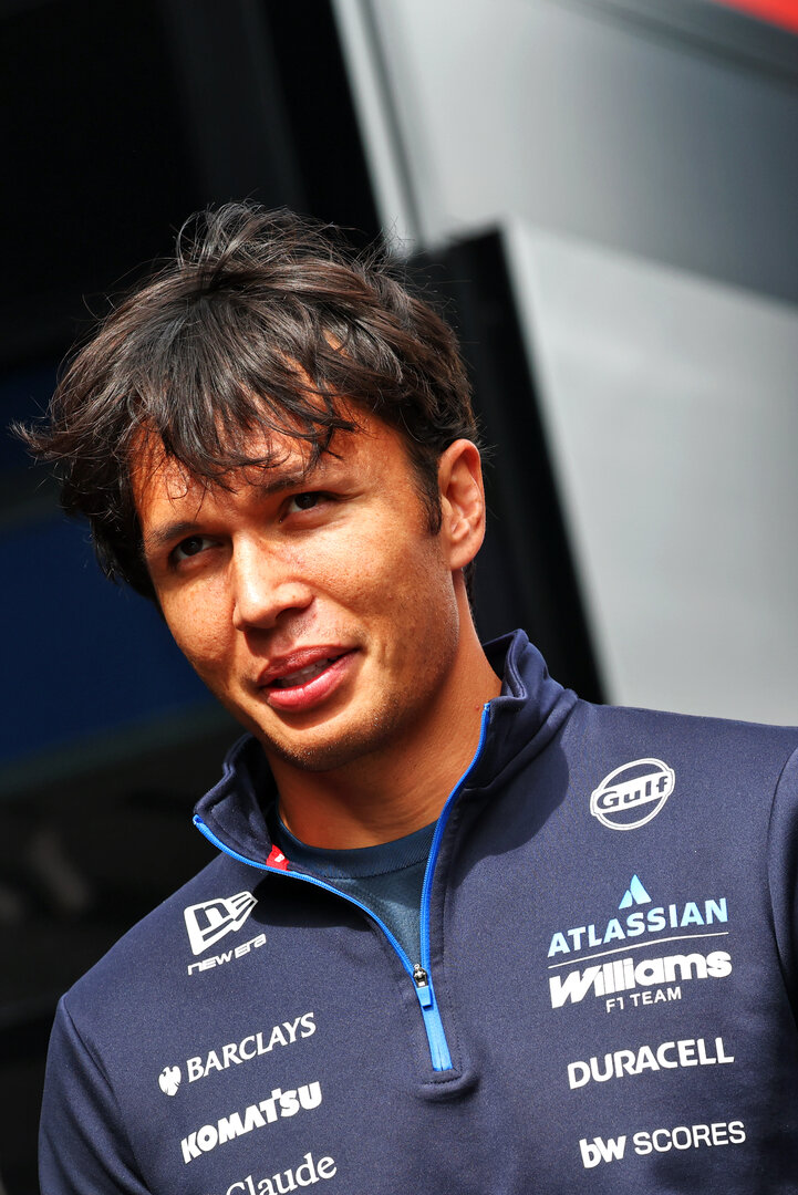 GP OLANDA, Alexander Albon (THA) Williams F1 Team.
20.08.2026. Formula 1 World Championship, Rd 12, Dutch Grand Prix, Zandvoort, Netherlands, Preparation Day.
- www.xpbimages.com, EMail: requests@xpbimages.com © Copyright: Bearne / XPB Images
