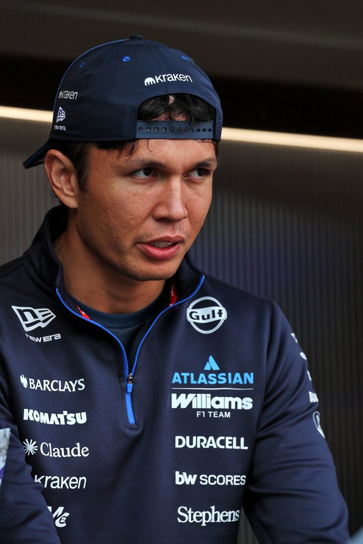 GP OLANDA, Alexander Albon (THA) Williams F1 Team.
20.08.2026. Formula 1 World Championship, Rd 12, Dutch Grand Prix, Zandvoort, Netherlands, Preparation Day.
- www.xpbimages.com, EMail: requests@xpbimages.com © Copyright: Moy / XPB Images