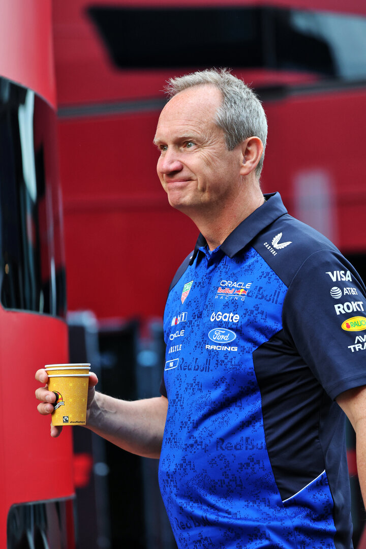 GP OLANDA, Paul Monaghan (GBR) Red Bull Racing Chief Engineer.
20.08.2026. Formula 1 World Championship, Rd 12, Dutch Grand Prix, Zandvoort, Netherlands, Preparation Day.
- www.xpbimages.com, EMail: requests@xpbimages.com © Copyright: Batchelor / XPB Images