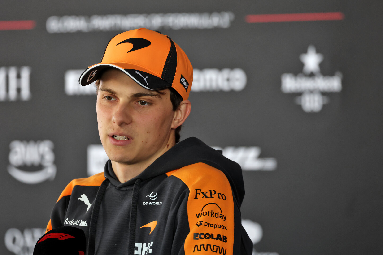 GP OLANDA, Oscar Piastri (AUS) McLaren F1 Team.
20.08.2026. Formula 1 World Championship, Rd 12, Dutch Grand Prix, Zandvoort, Netherlands, Preparation Day.
- www.xpbimages.com, EMail: requests@xpbimages.com © Copyright: Moy / XPB Images