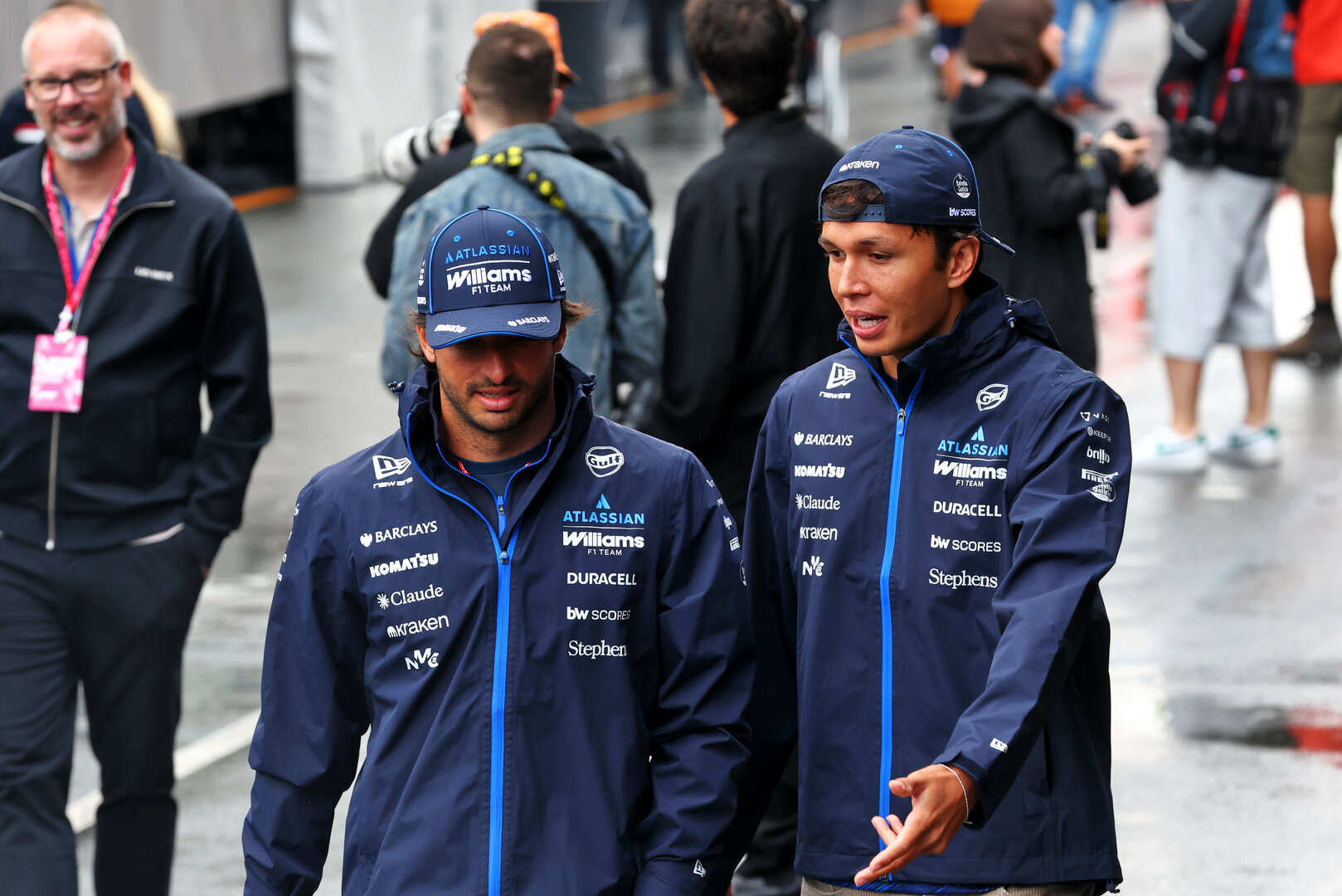 GP OLANDA, (L to R): Carlos Sainz (ESP) Williams F1 Team with team mate Alexander Albon (THA) Williams F1 Team.
21.08.2026. Formula 1 World Championship, Rd 12, Dutch Grand Prix, Zandvoort, Netherlands, Sprint Qualifiche Day.
- www.xpbimages.com, EMail: requests@xpbimages.com © Copyright: Bearne / XPB Images