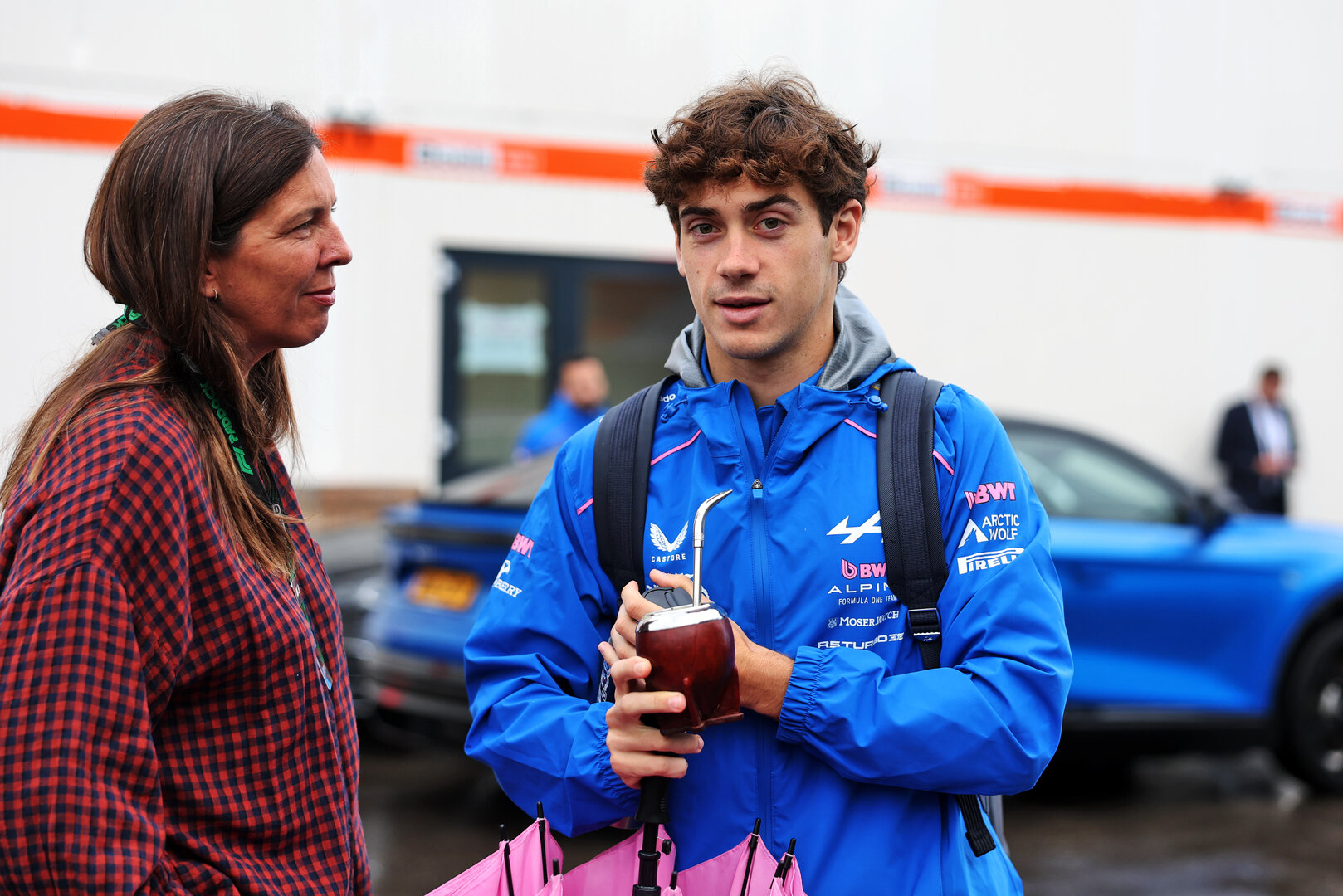 GP OLANDA, (L to R): Maria Catarineu (ESP) Bullet Sports Management Commercial Director with Franco Colapinto (ARG) Alpine F1 Team.
21.08.2026. Formula 1 World Championship, Rd 12, Dutch Grand Prix, Zandvoort, Netherlands, Sprint Qualifiche Day.
- www.xpbimages.com, EMail: requests@xpbimages.com © Copyright: Bearne / XPB Images