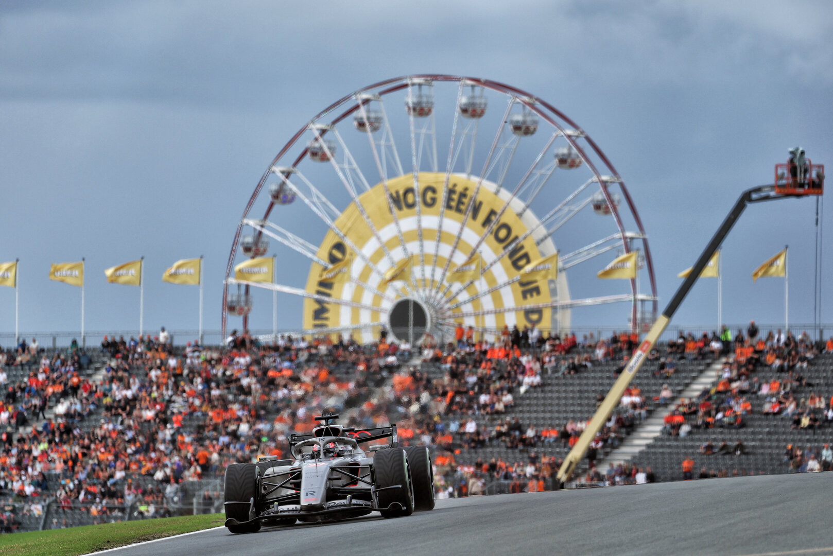 GP OLANDA, Nico Hulkenberg (GER) Audi F1 Team R26.
21.08.2026. Formula 1 World Championship, Rd 12, Dutch Grand Prix, Zandvoort, Netherlands, Sprint Qualifiche Day.
- www.xpbimages.com, EMail: requests@xpbimages.com © Copyright: Moy / XPB Images