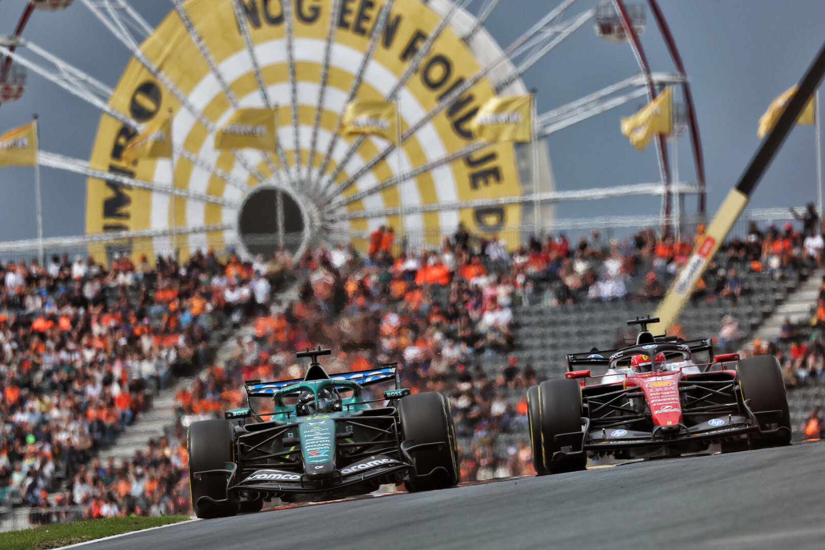 GP OLANDA, Lance Stroll (CDN) Aston Martin F1 Team AMR26 e Charles Leclerc (MON) Ferrari SF-26.
21.08.2026. Formula 1 World Championship, Rd 12, Dutch Grand Prix, Zandvoort, Netherlands, Sprint Qualifiche Day.
- www.xpbimages.com, EMail: requests@xpbimages.com © Copyright: Moy / XPB Images