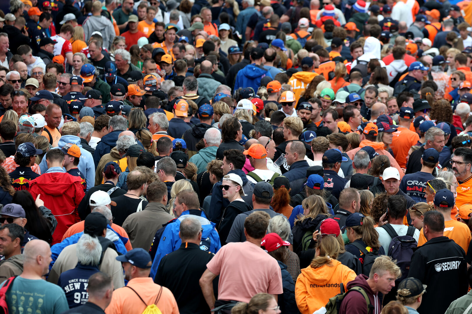 GP OLANDA, Circuit Atmosfera - fans.
21.08.2026. Formula 1 World Championship, Rd 12, Dutch Grand Prix, Zandvoort, Netherlands, Sprint Qualifiche Day.
- www.xpbimages.com, EMail: requests@xpbimages.com © Copyright: Moy / XPB Images