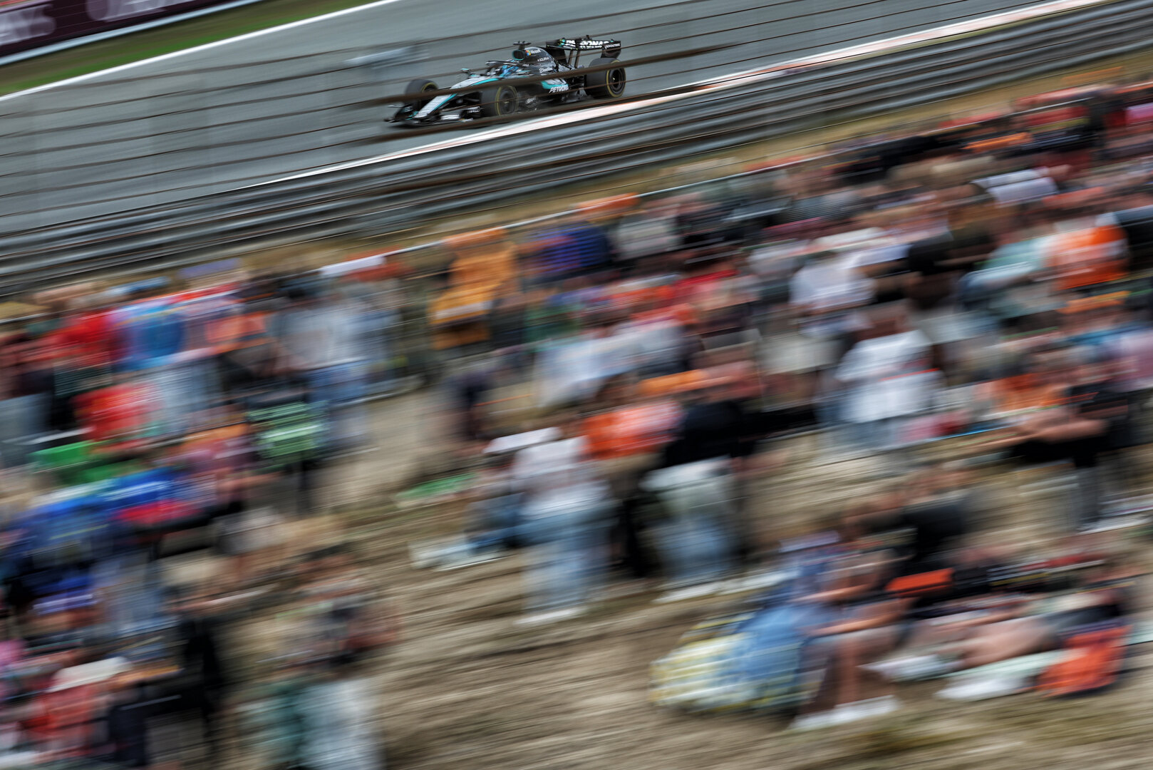 GP OLANDA, George Russell (GBR) Mercedes AMG Formula One Team W17.
21.08.2026. Formula 1 World Championship, Rd 12, Dutch Grand Prix, Zandvoort, Netherlands, Sprint Qualifiche Day.
- www.xpbimages.com, EMail: requests@xpbimages.com © Copyright: Moy / XPB Images
