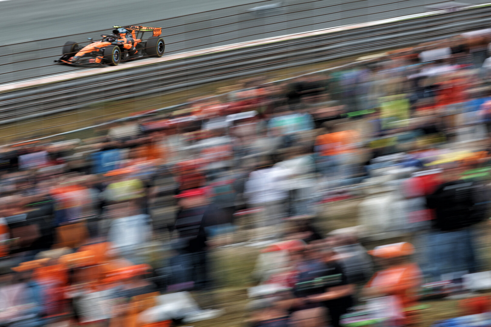GP OLANDA, Lando Norris (GBR) McLaren F1 Team MCL40.
21.08.2026. Formula 1 World Championship, Rd 12, Dutch Grand Prix, Zandvoort, Netherlands, Sprint Qualifiche Day.
- www.xpbimages.com, EMail: requests@xpbimages.com © Copyright: Moy / XPB Images
