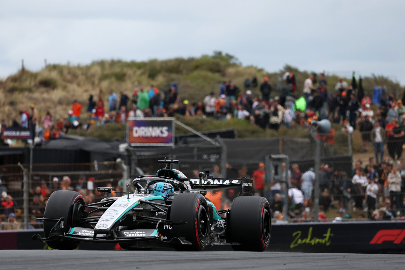 GP OLANDA, George Russell (GBR) Mercedes AMG Formula One Team W17.
21.08.2026. Formula 1 World Championship, Rd 12, Dutch Grand Prix, Zandvoort, Netherlands, Sprint Qualifiche Day.
- www.xpbimages.com, EMail: requests@xpbimages.com © Copyright: Moy / XPB Images