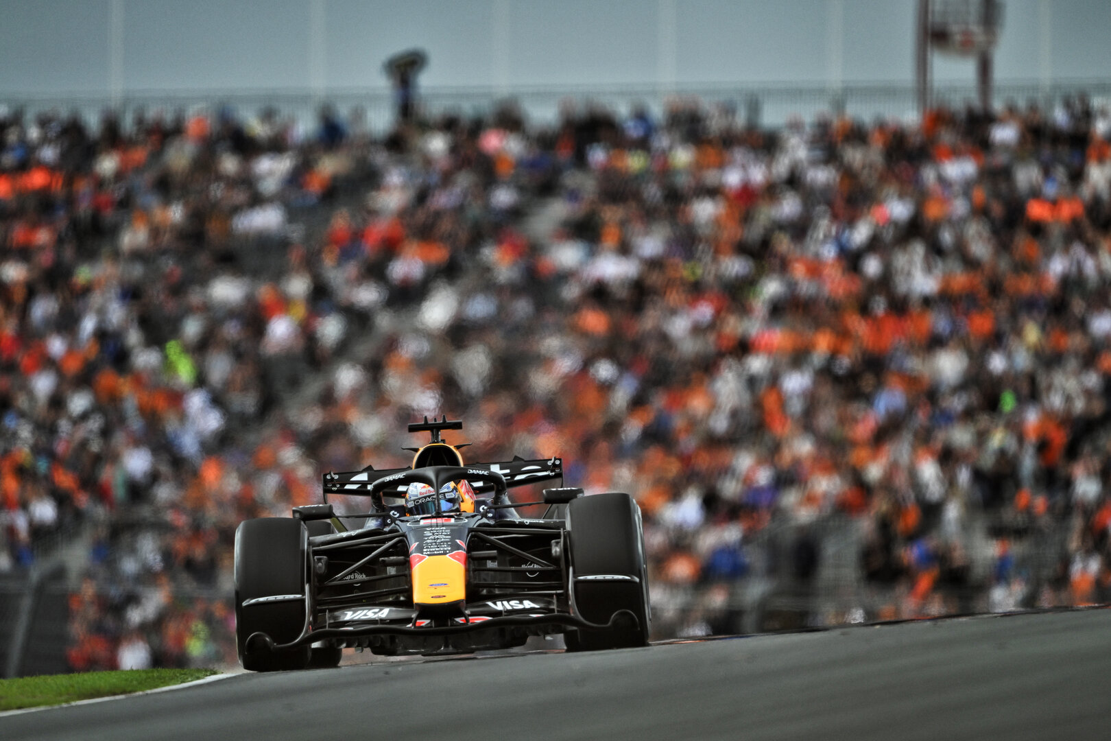 GP OLANDA, Max Verstappen (NLD) Red Bull Racing RB22.
21.08.2026. Formula 1 World Championship, Rd 12, Dutch Grand Prix, Zandvoort, Netherlands, Sprint Qualifiche Day.
- www.xpbimages.com, EMail: requests@xpbimages.com © Copyright: Price / XPB Images